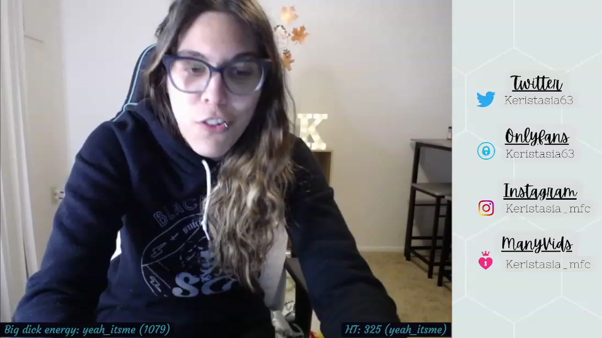 Gallery image thumbnail from Keristasia's myfreecams stream on, 11/21/2022, 01:41 image 13 of 20
