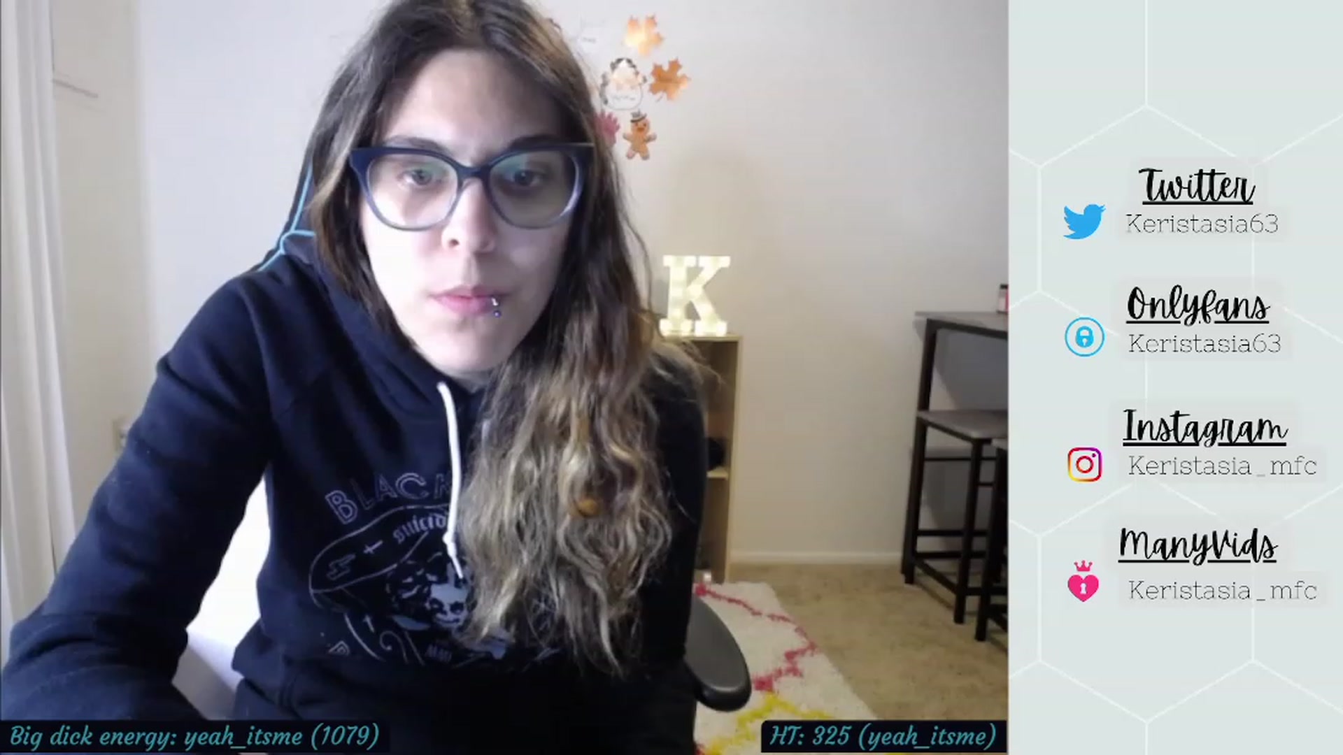 Gallery image thumbnail from Keristasia's myfreecams stream on, 11/21/2022, 01:41 image 19 of 20