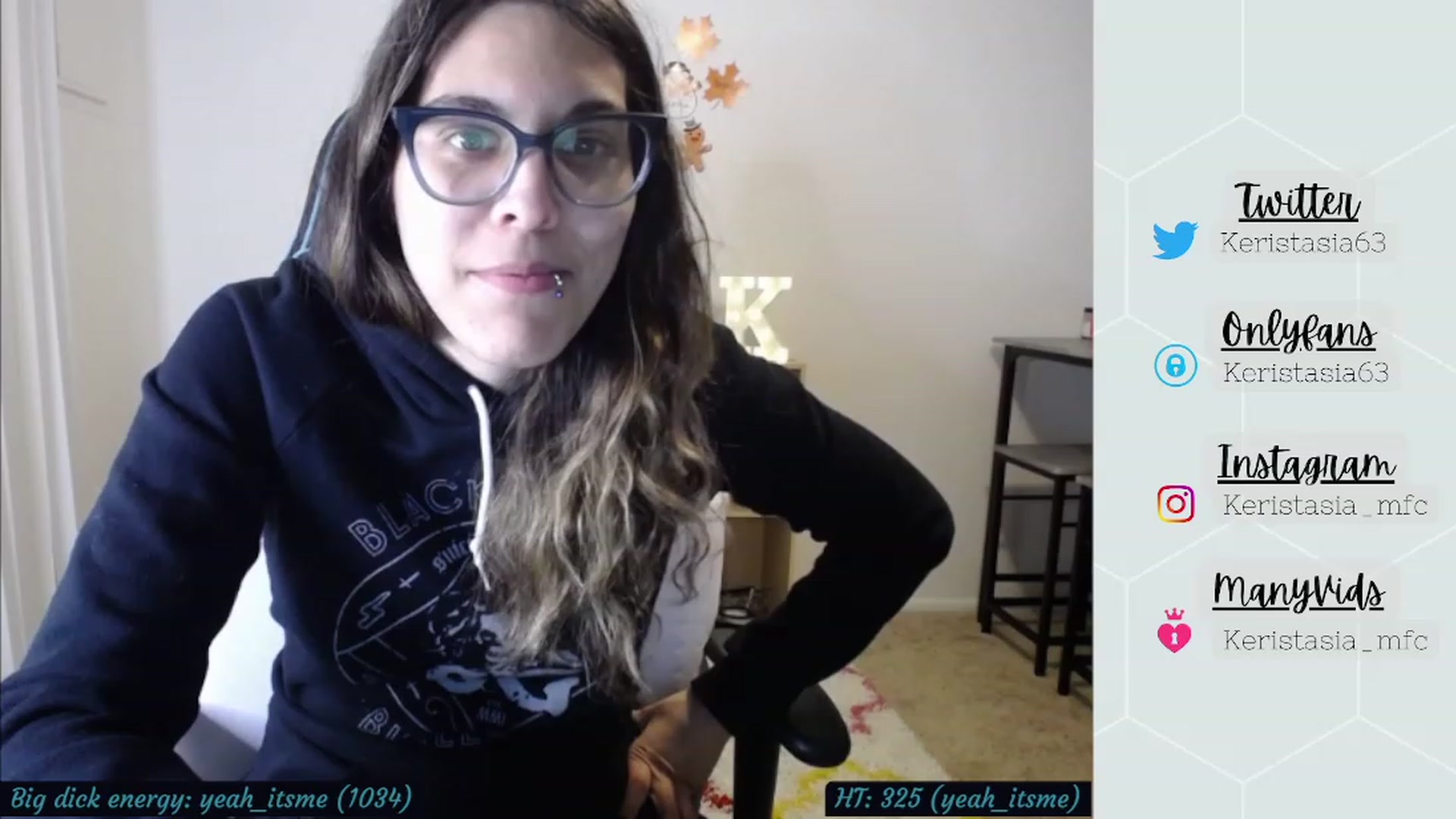 Gallery image thumbnail from Keristasia's myfreecams stream on, 11/21/2022, 01:41 image 8 of 20