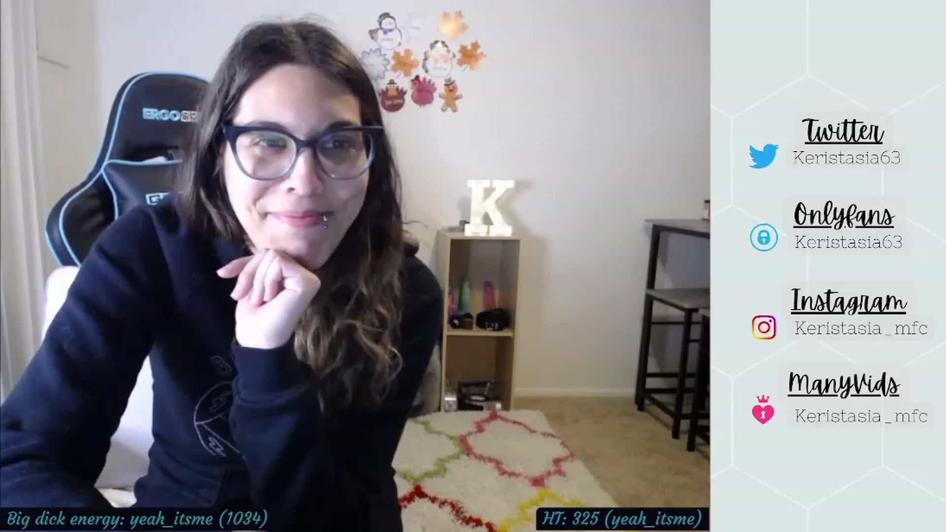 Gallery image thumbnail from Keristasia's myfreecams stream on, 11/21/2022, 01:41 image 2 of 20