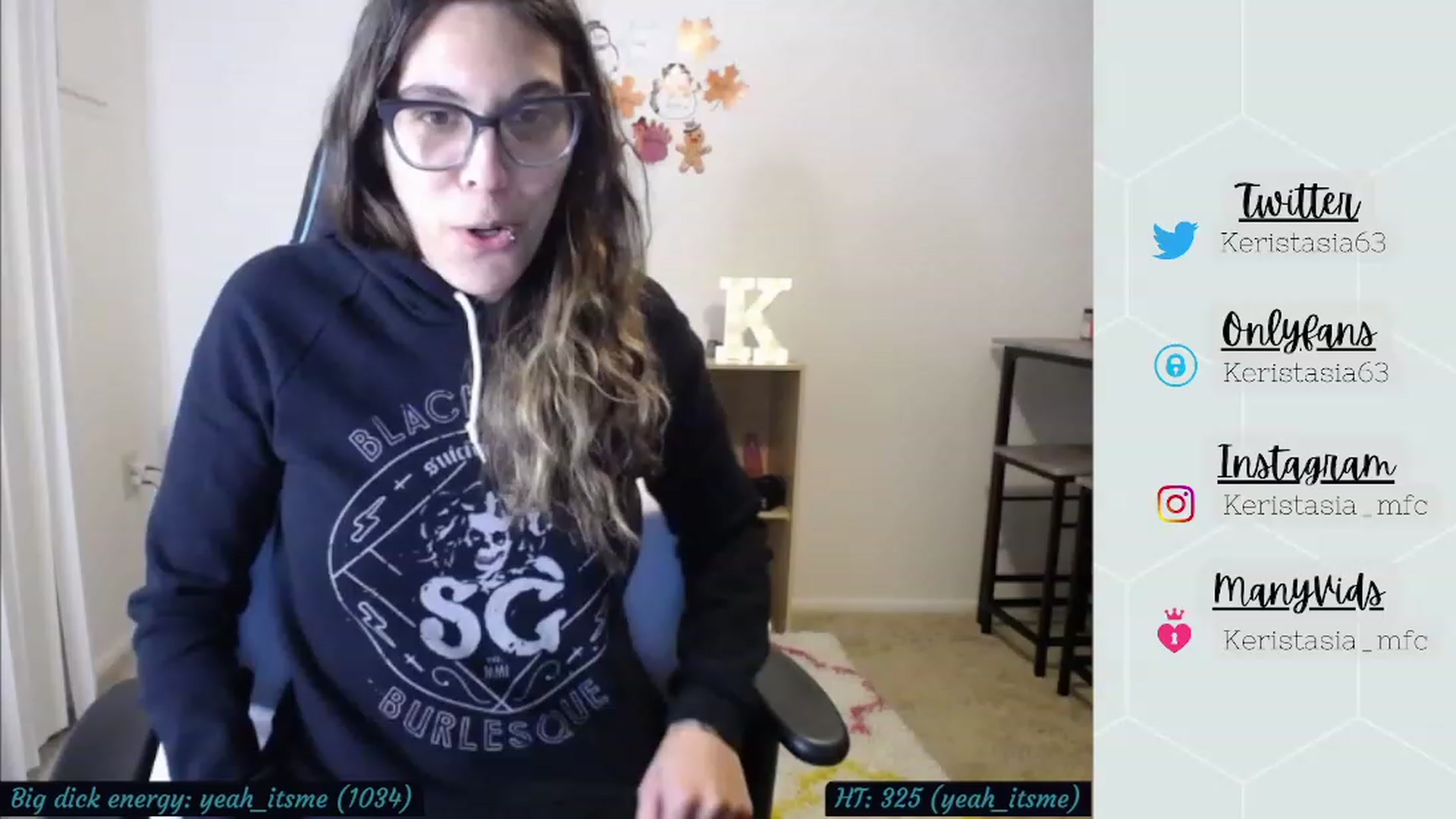 Gallery image thumbnail from Keristasia's myfreecams stream on, 11/21/2022, 01:41 image 6 of 20