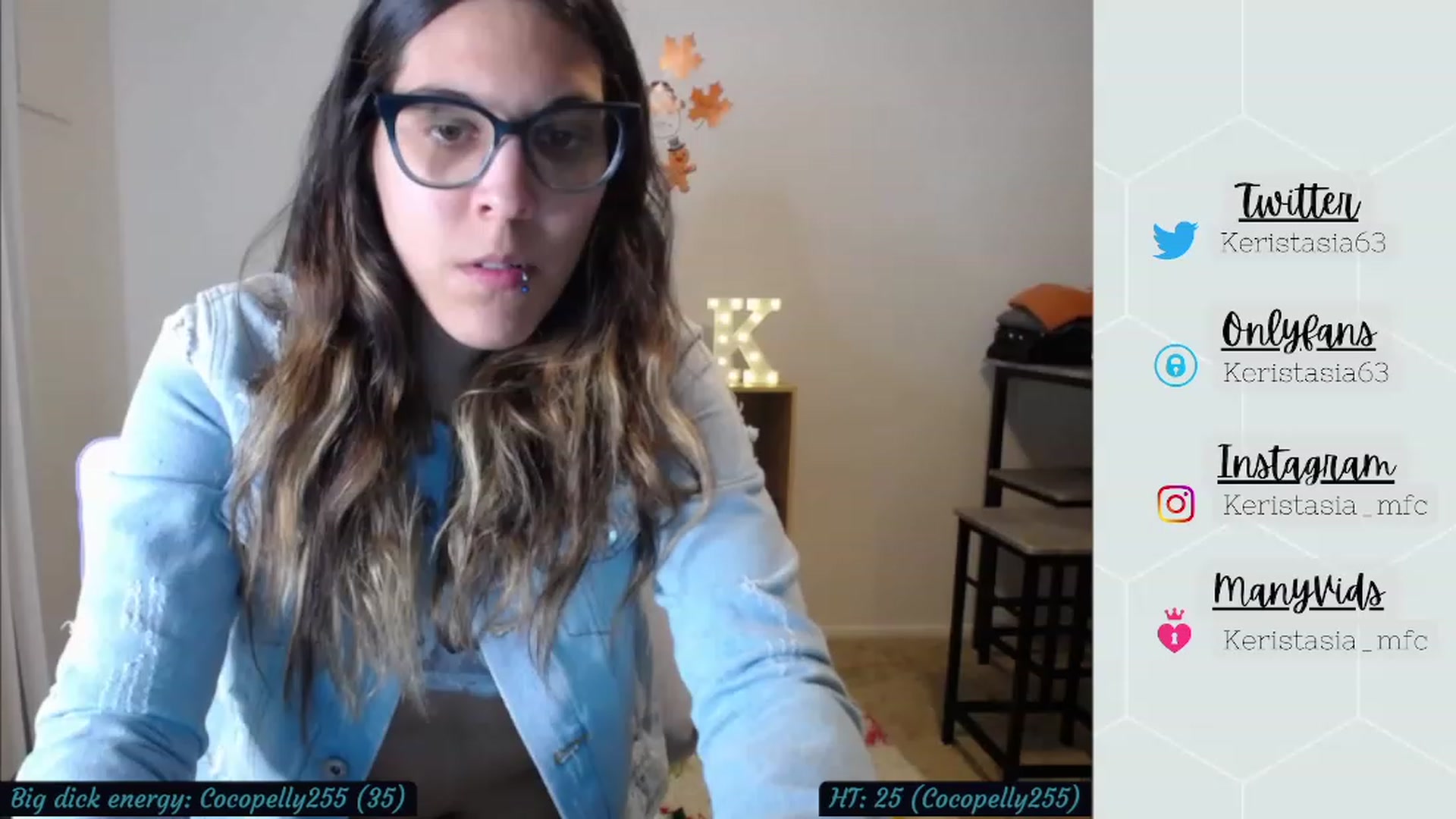 Gallery image thumbnail from Keristasia's myfreecams stream on, 11/23/2022, 24:01 image 6 of 20