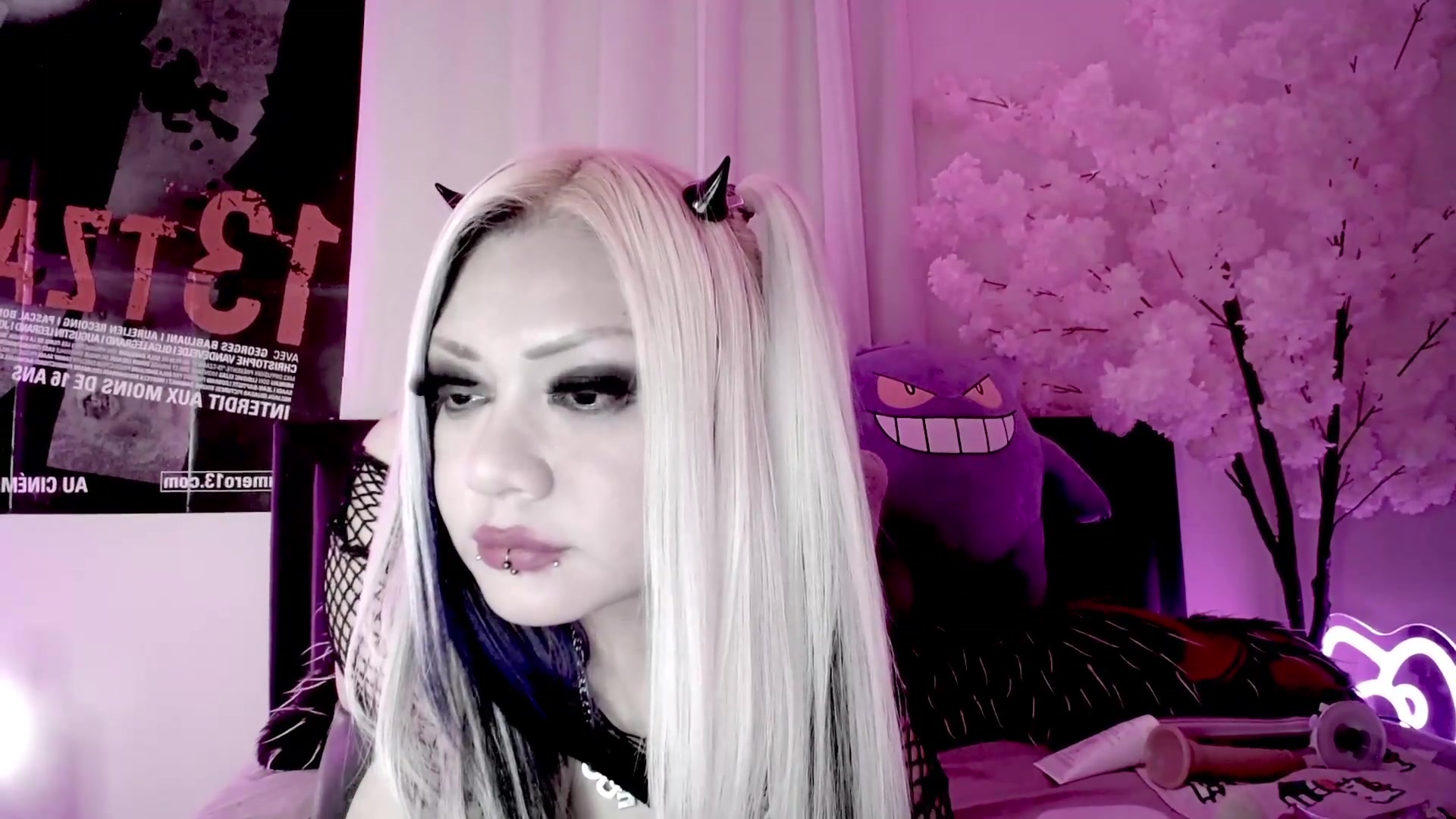 Gallery image thumbnail from Ketel's myfreecams stream on, 08/27/2026, 06:16 image 5 of 20