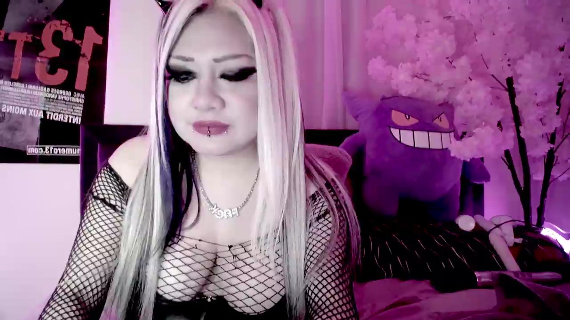 Gallery image thumbnail from Ketel's myfreecams stream on, 08/29/2026, 06:11 image 11 of 20