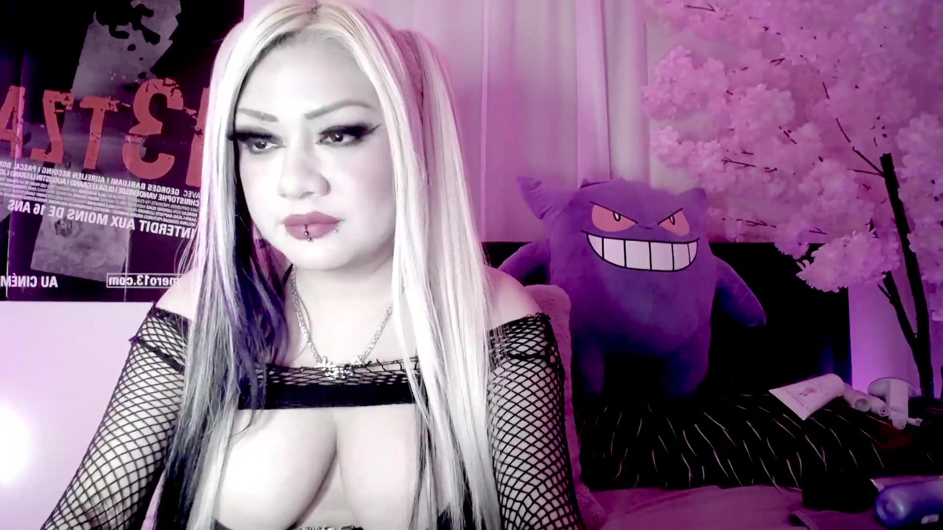 Gallery image thumbnail from Ketel's myfreecams stream on, 08/30/2026, 15:59 image 8 of 20