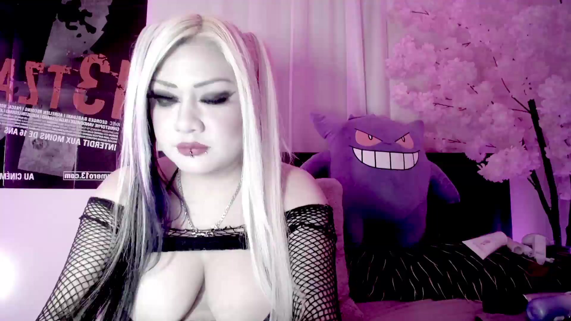 Gallery image thumbnail from Ketel's myfreecams stream on, 08/30/2026, 16:20 image 5 of 20