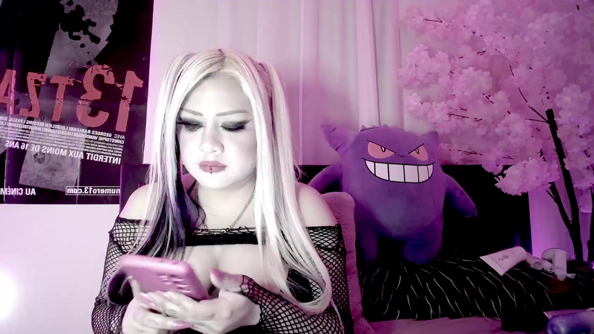 Gallery image thumbnail from Ketel's myfreecams stream on, 08/30/2026, 16:20 image 4 of 20