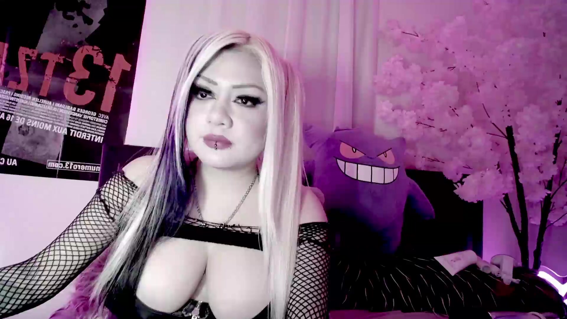 Gallery image thumbnail from Ketel's myfreecams stream on, 08/30/2026, 16:20 image 18 of 20