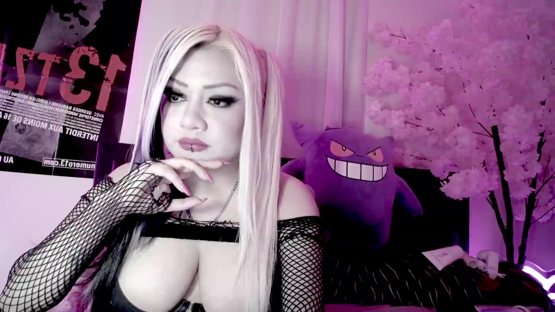 Gallery image thumbnail from Ketel's myfreecams stream on, 08/30/2026, 16:20 image 17 of 20