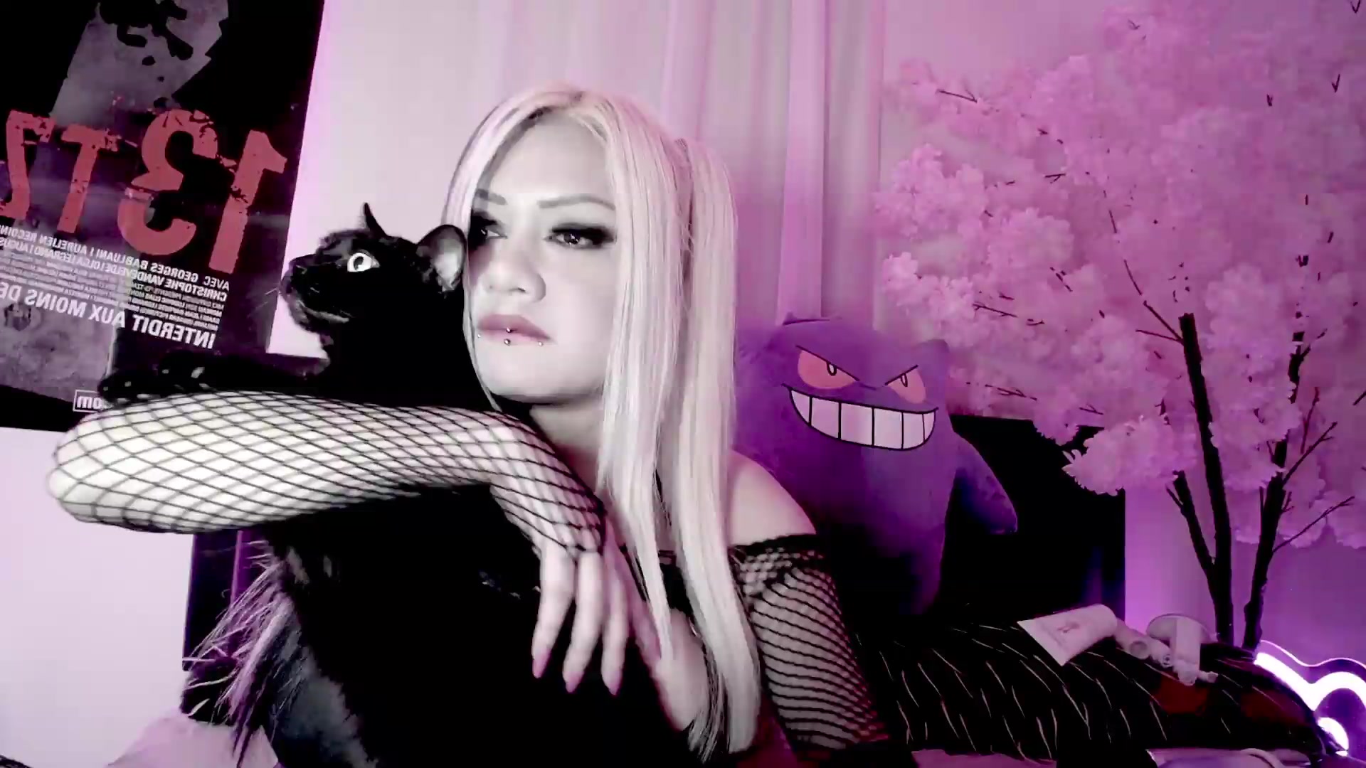 Gallery image thumbnail from Ketel's myfreecams stream on, 08/30/2026, 16:47 image 5 of 20