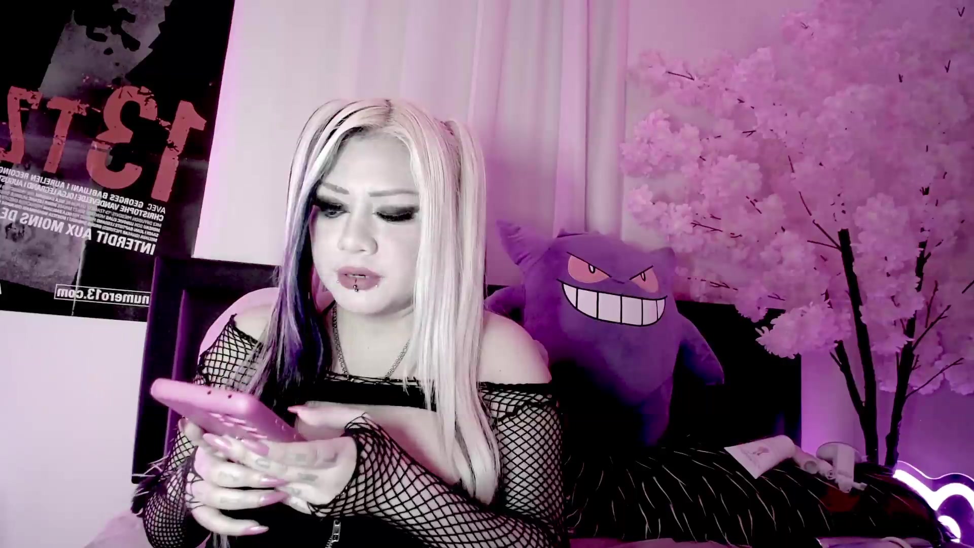 Gallery image thumbnail from Ketel's myfreecams stream on, 08/30/2026, 16:47 image 13 of 20