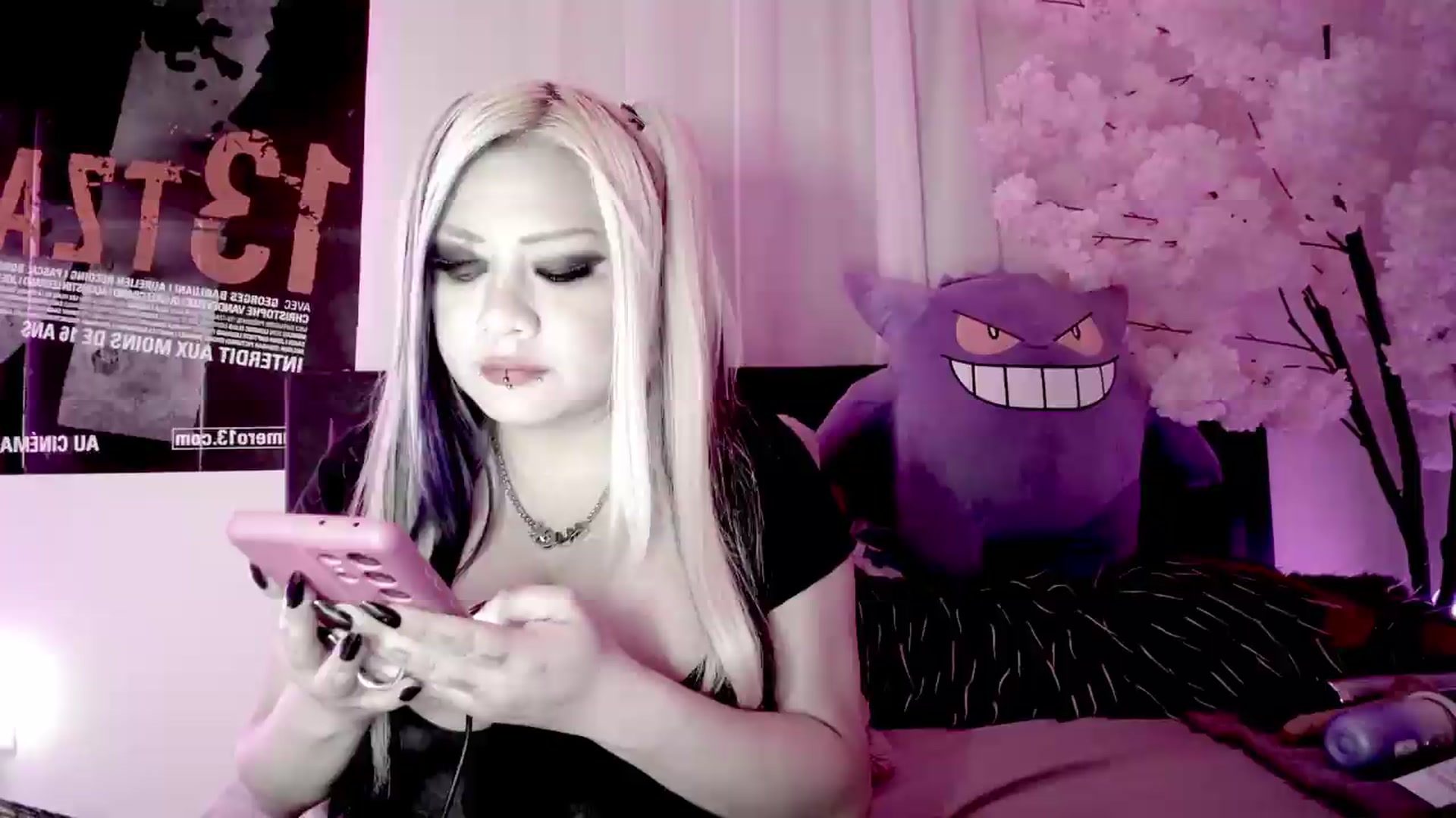 Gallery image thumbnail from Ketel's myfreecams stream on, 09/07/2026, 04:55 image 16 of 20