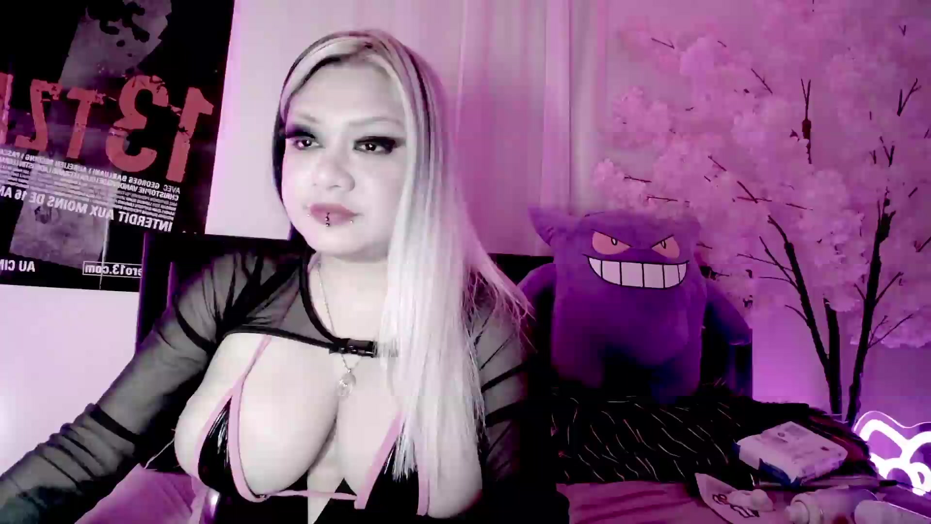 Gallery image thumbnail from Ketel's myfreecams stream on, 09/19/2026, 16:53 image 10 of 20