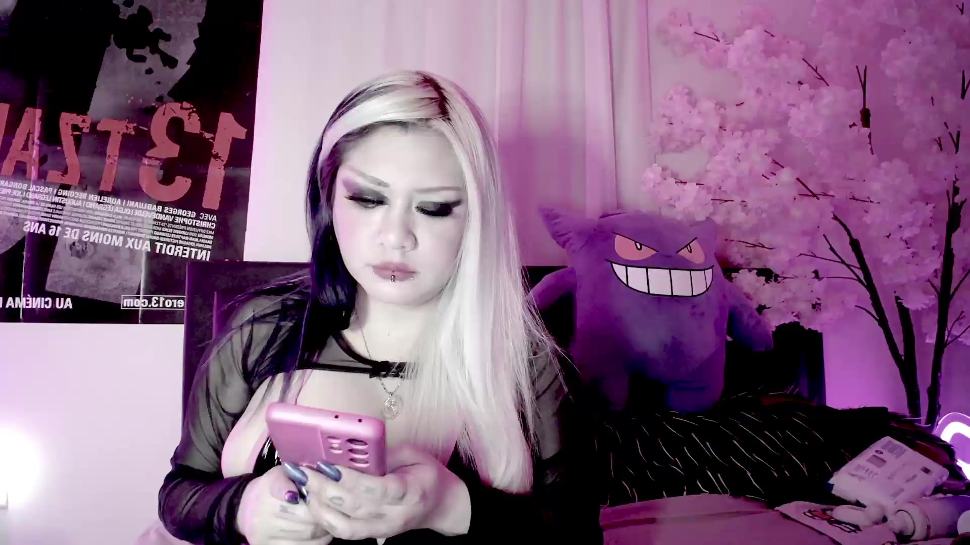 Gallery image thumbnail from Ketel's myfreecams stream on, 09/20/2026, 01:10 image 2 of 20