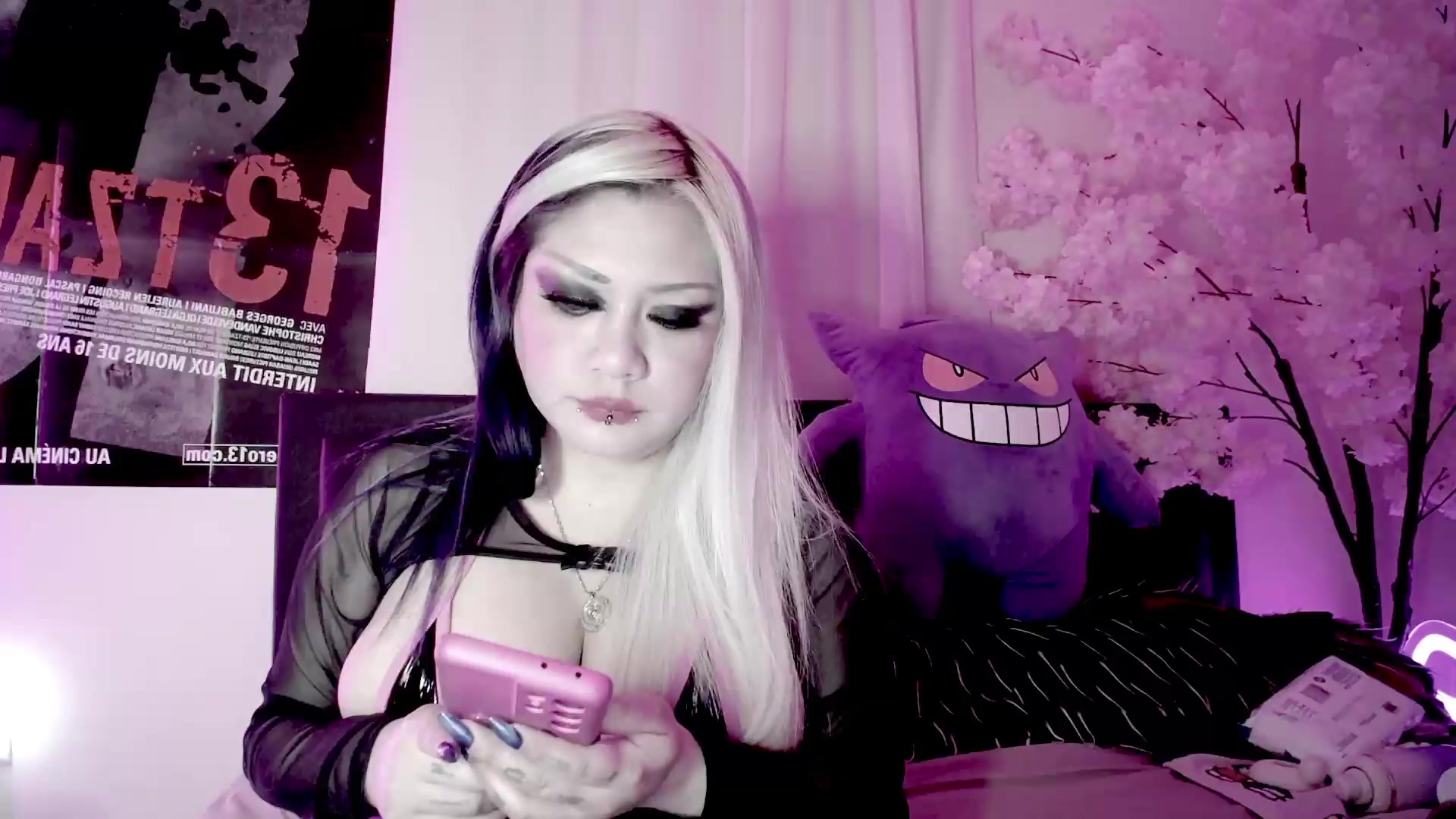 Gallery image thumbnail from Ketel's myfreecams stream on, 09/20/2026, 01:10 image 6 of 20