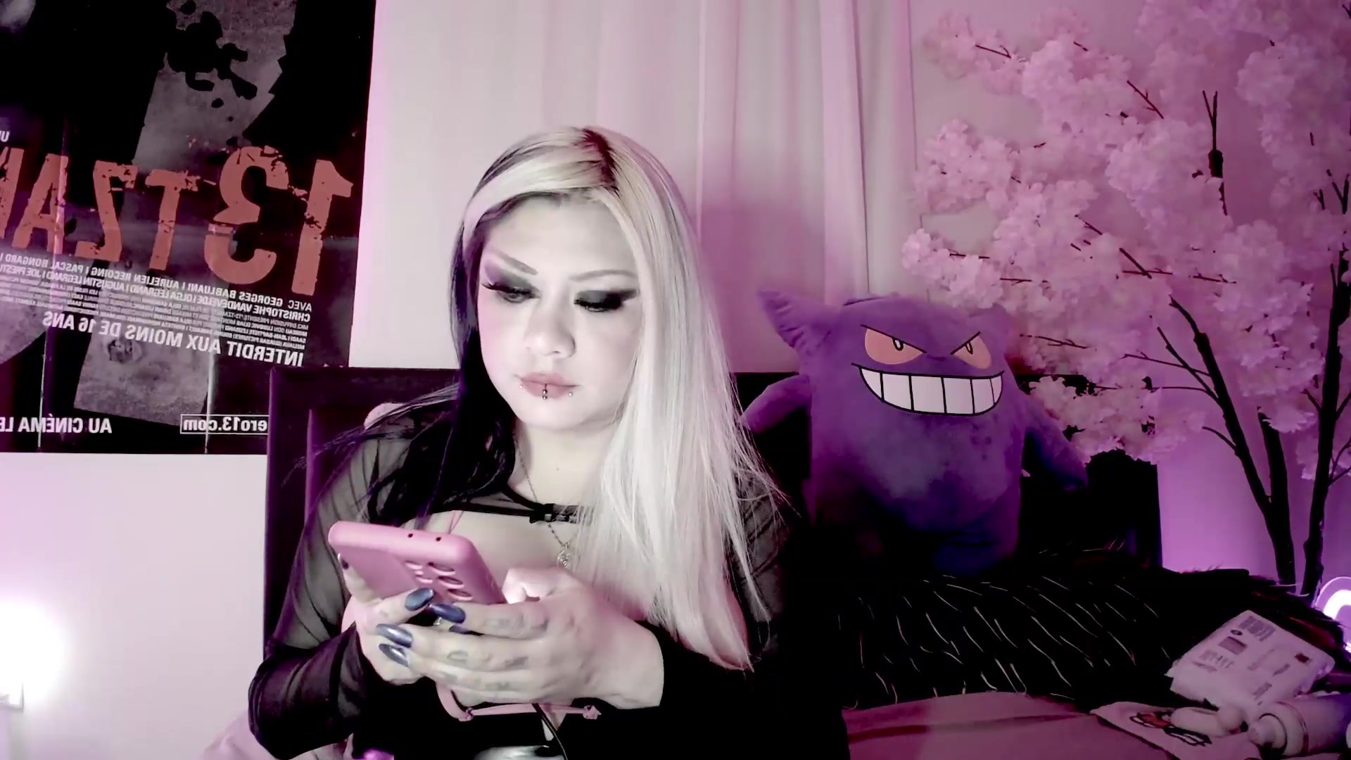 Gallery image thumbnail from Ketel's myfreecams stream on, 09/20/2026, 01:10 image 11 of 20