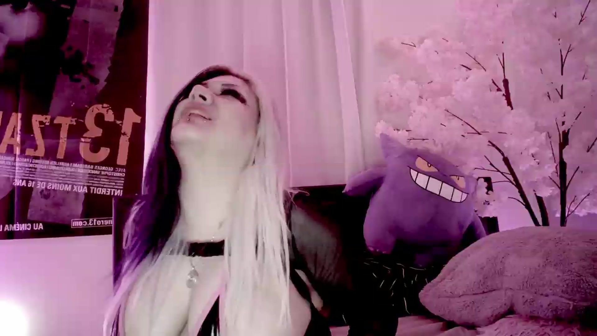 Gallery image thumbnail from Ketel's myfreecams stream on, 09/20/2026, 16:39 image 6 of 20