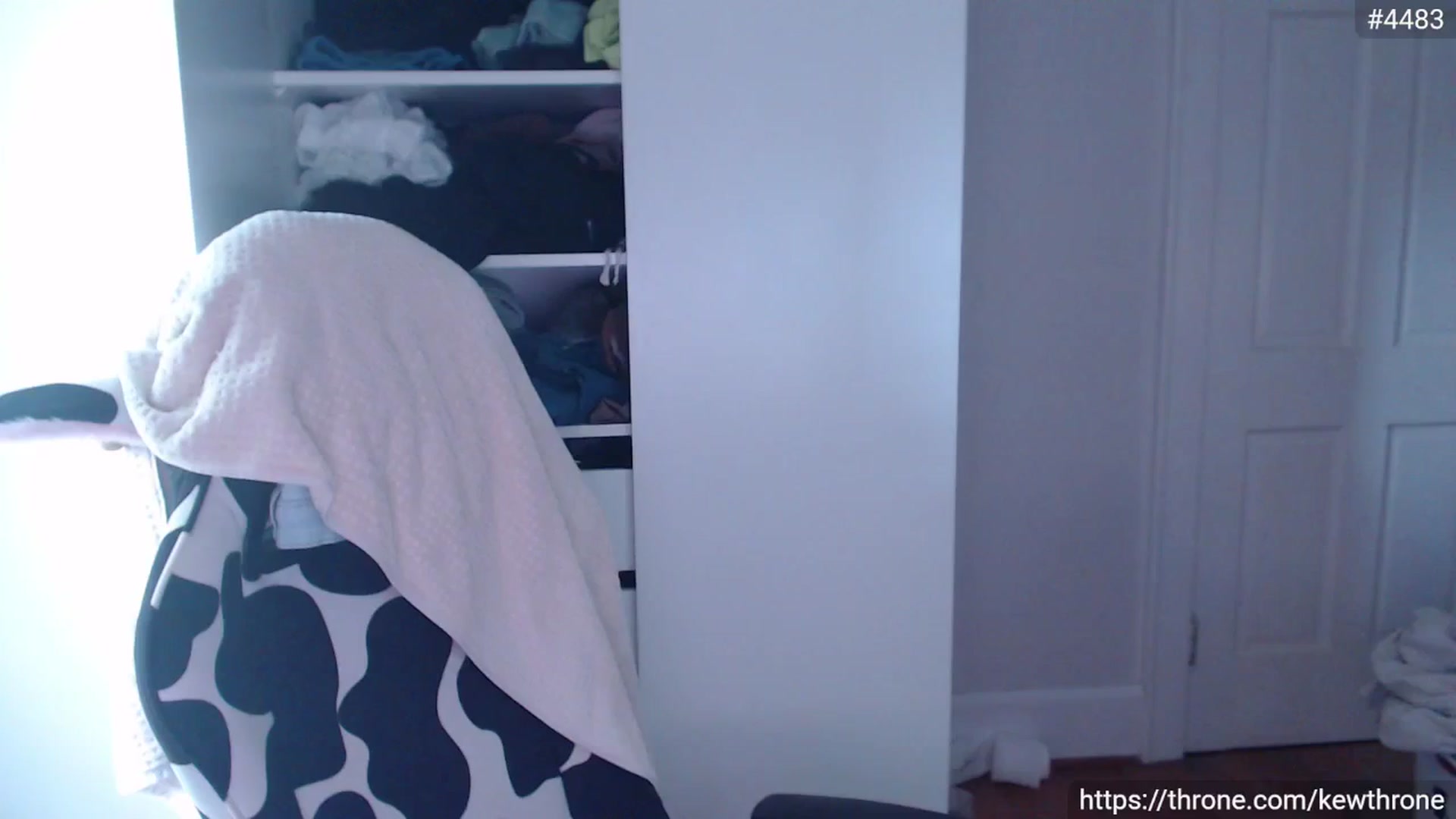 Gallery image thumbnail from Kew__'s myfreecams stream on, 07/13/2025, 20:25 image 13 of 20
