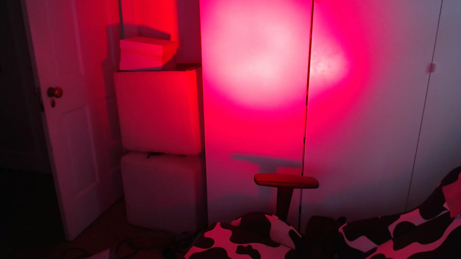 Gallery image thumbnail from Kew__'s myfreecams stream on, 07/19/2025, 16:47 image 8 of 20