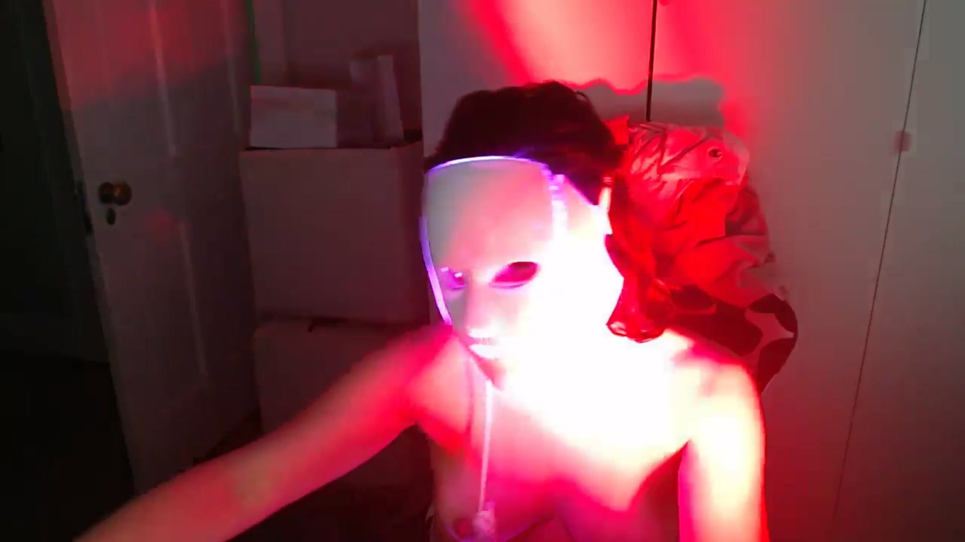 Gallery image thumbnail from Kew__'s myfreecams stream on, 07/19/2025, 16:47 image 3 of 20