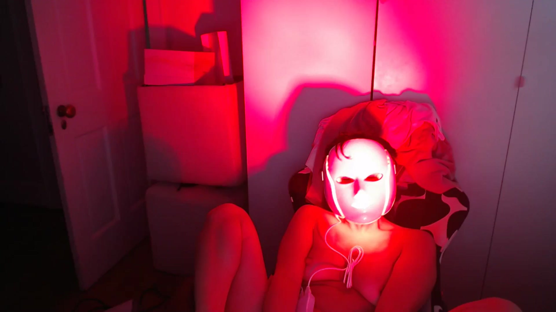 Gallery image thumbnail from Kew__'s myfreecams stream on, 07/19/2025, 16:47 image 7 of 20