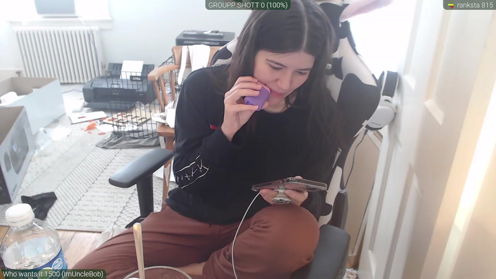 Gallery image thumbnail from KewcumberUB's myfreecams stream on, 04/09/2023, 15:23 image 15 of 20