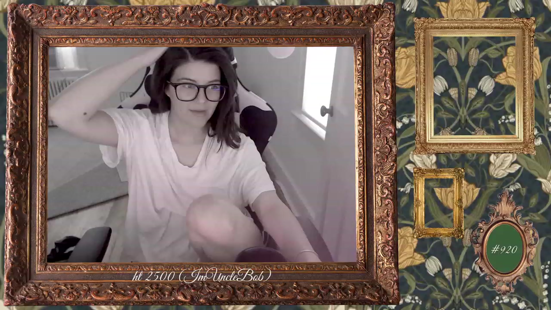 Gallery image thumbnail from KewcumberUB's myfreecams stream on, 04/15/2023, 23:01 image 9 of 20