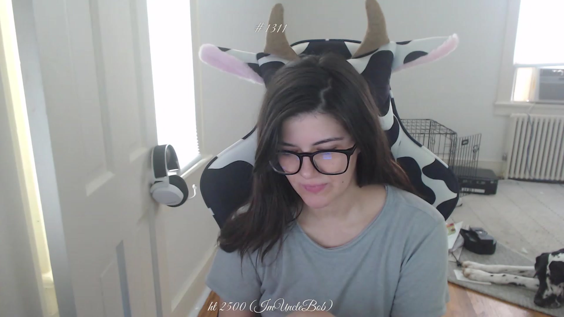 Gallery image thumbnail from KewcumberUB's myfreecams stream on, 04/29/2023, 20:11 image 14 of 20