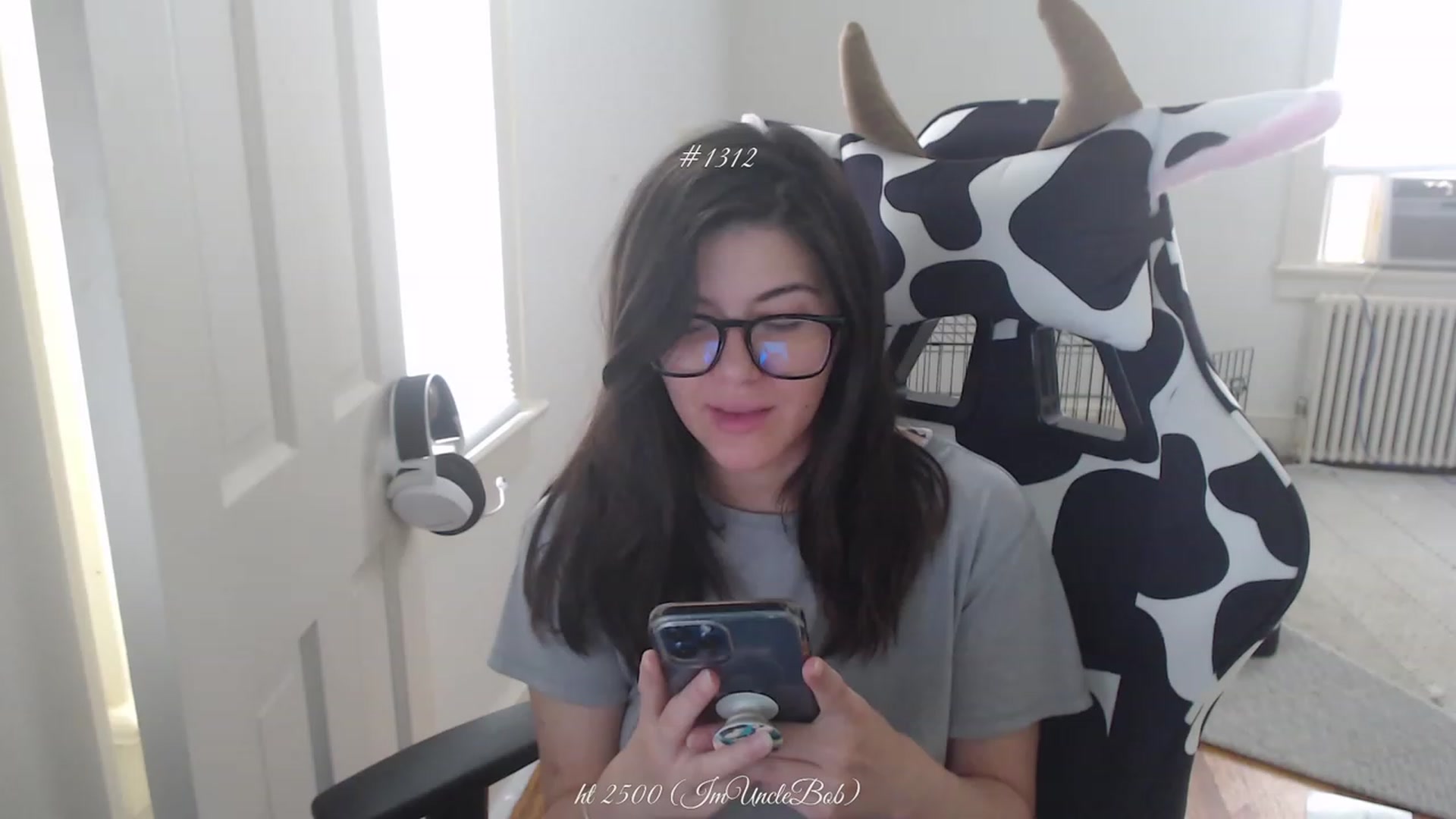 Gallery image thumbnail from KewcumberUB's myfreecams stream on, 04/29/2023, 20:11 image 16 of 20