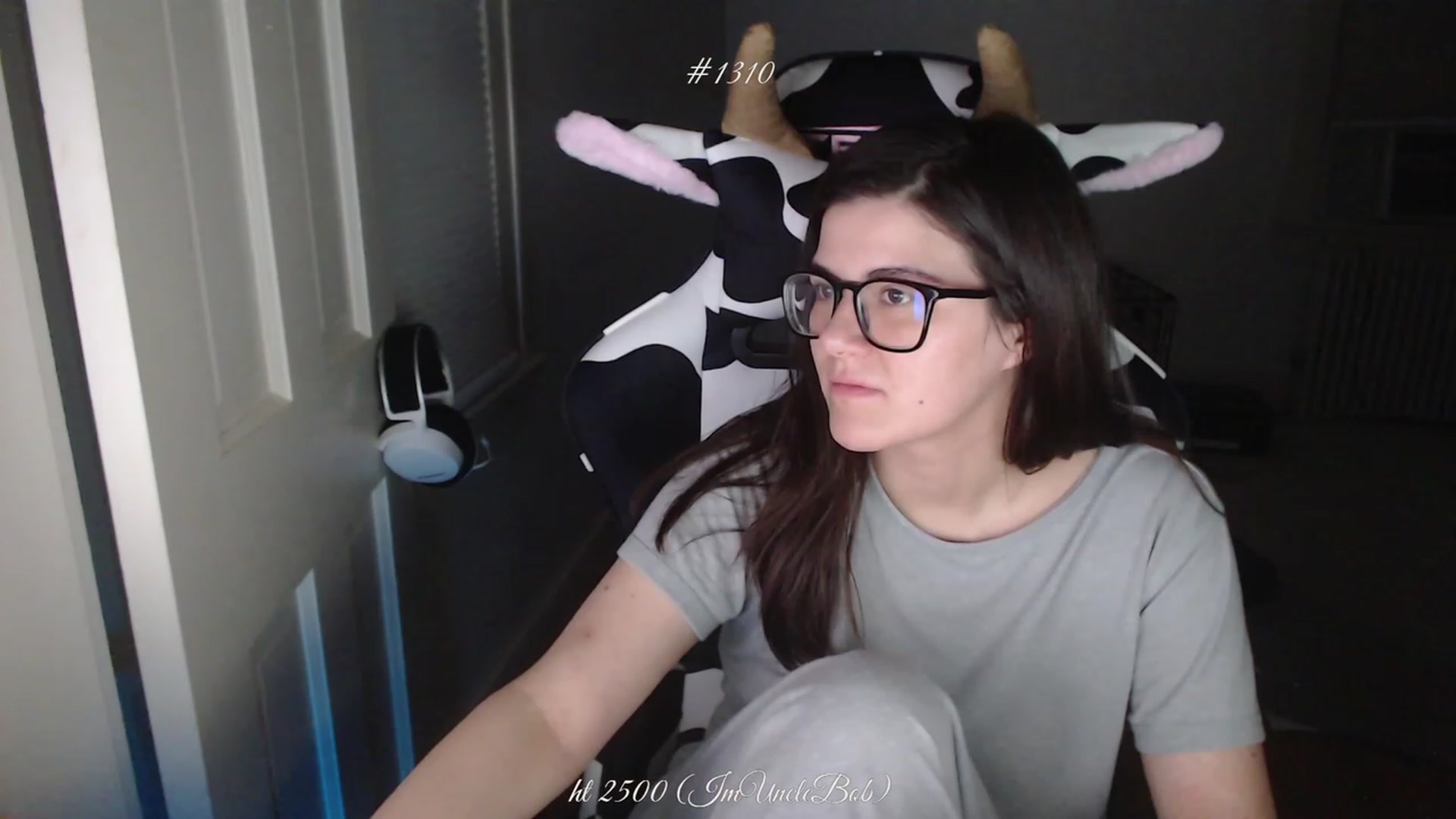 Gallery image thumbnail from KewcumberUB's myfreecams stream on, 04/30/2023, 01:48 image 13 of 20
