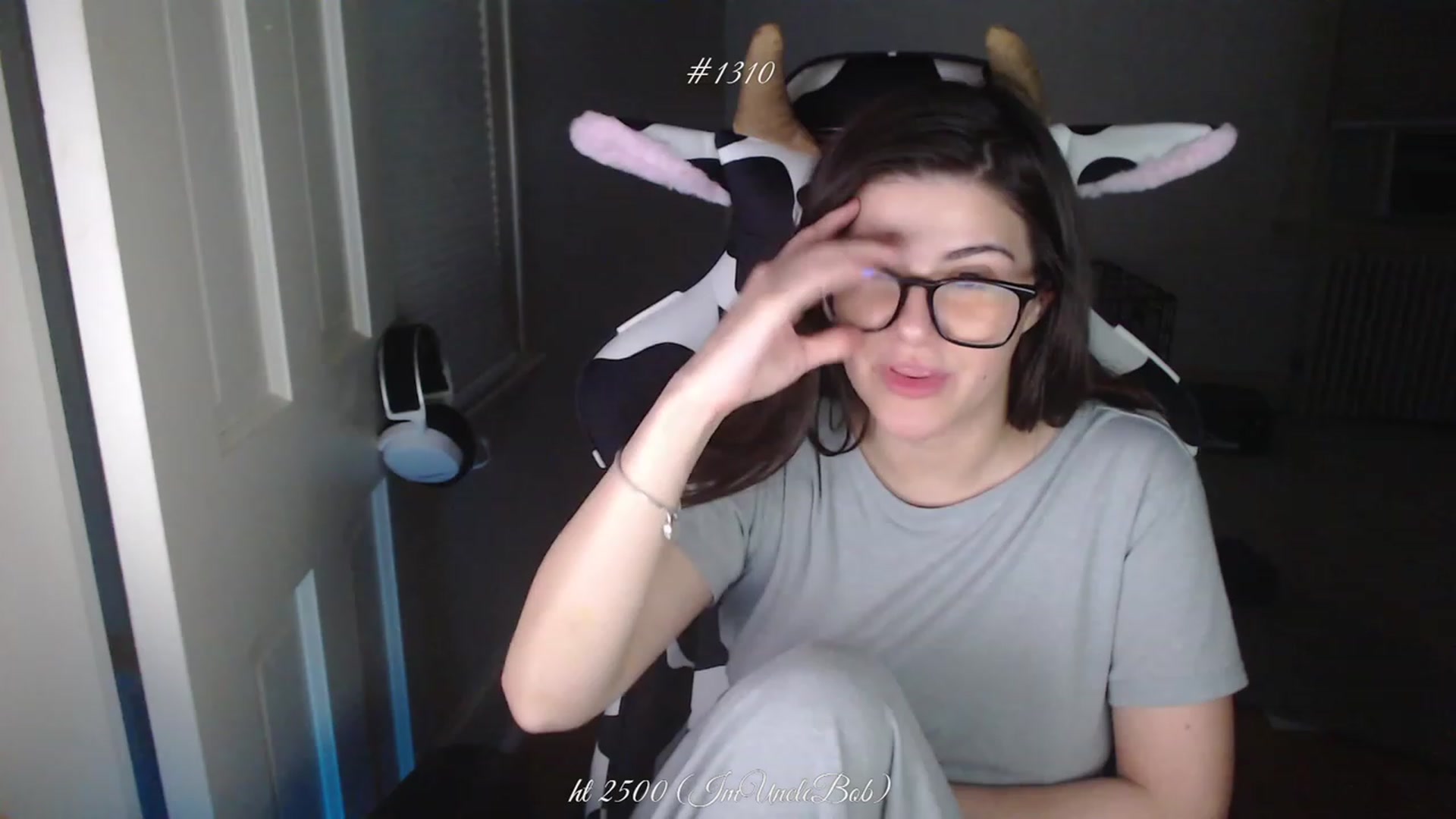 Gallery image thumbnail from KewcumberUB's myfreecams stream on, 04/30/2023, 01:48 image 12 of 20