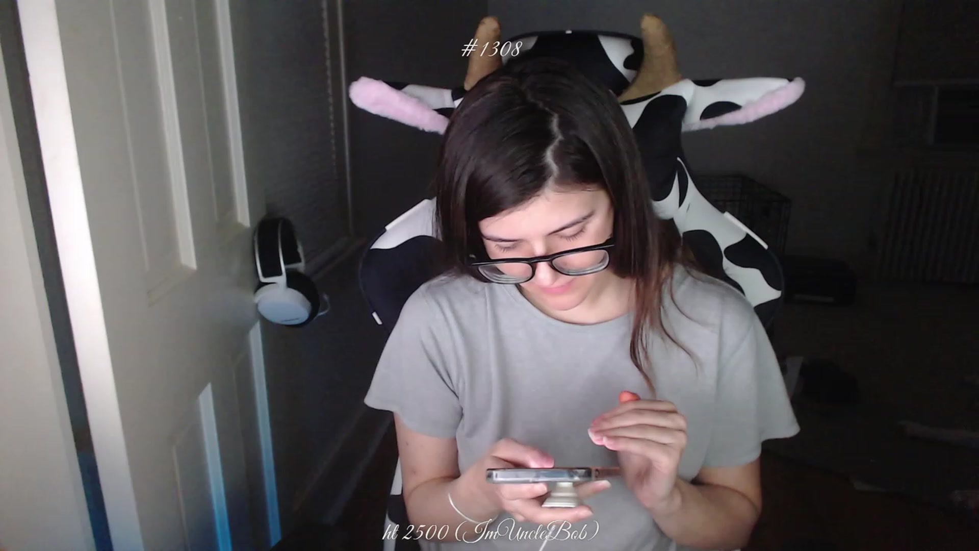 Gallery image thumbnail from KewcumberUB's myfreecams stream on, 04/30/2023, 01:48 image 19 of 20