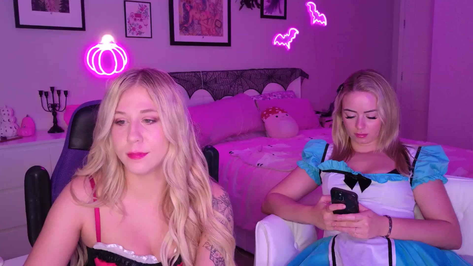Gallery image thumbnail from Keyana_Reeves's myfreecams stream on, 10/18/2025, 04:24 image 2 of 20