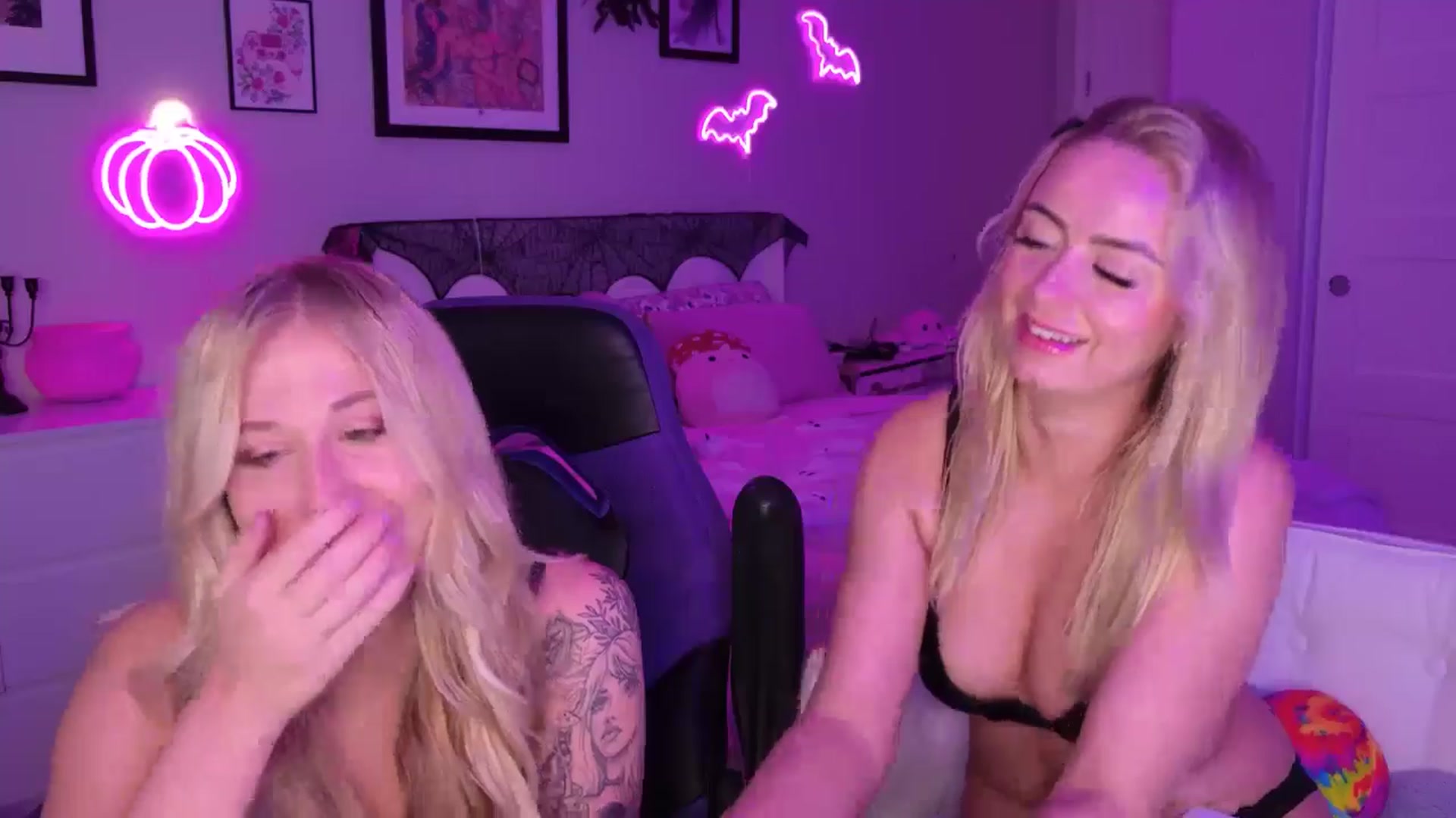 Gallery image thumbnail from Keyana_Reeves's myfreecams stream on, 10/18/2025, 05:40 image 19 of 20