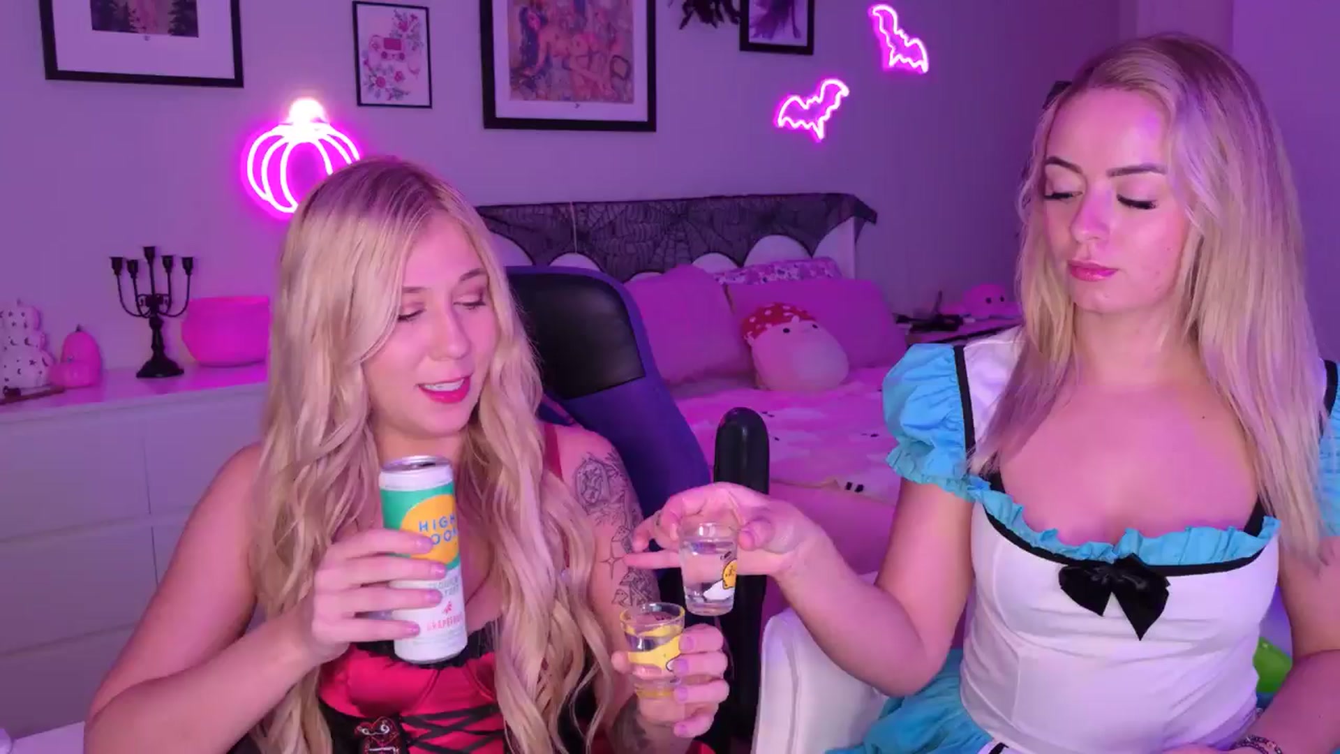 Gallery image thumbnail from Keyana_Reeves's myfreecams stream on, 10/18/2025, 05:40 image 1 of 20