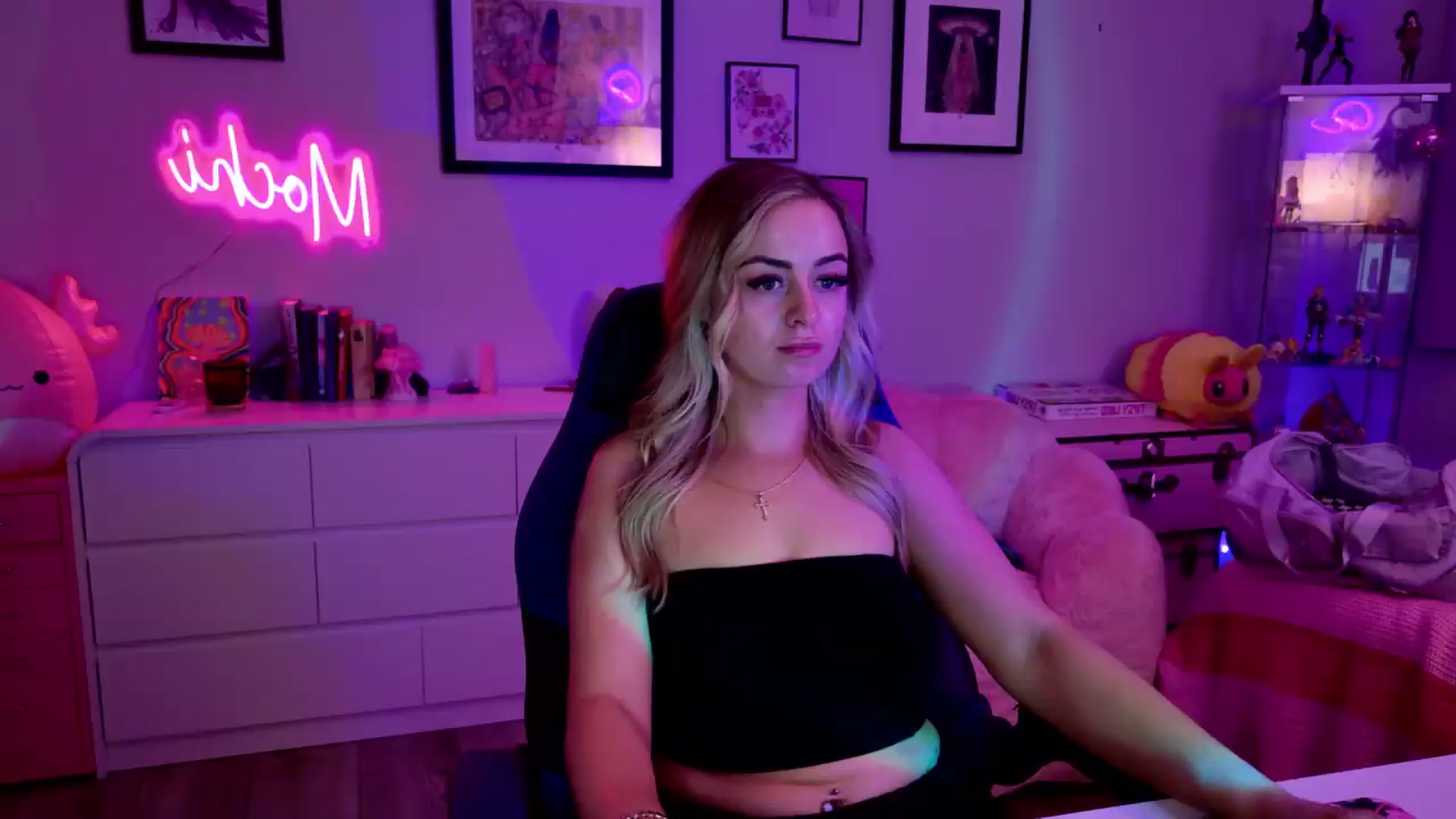 Gallery image thumbnail from Keyana_Reeves's myfreecams stream on, 08/13/2026, 05:10 image 4 of 20