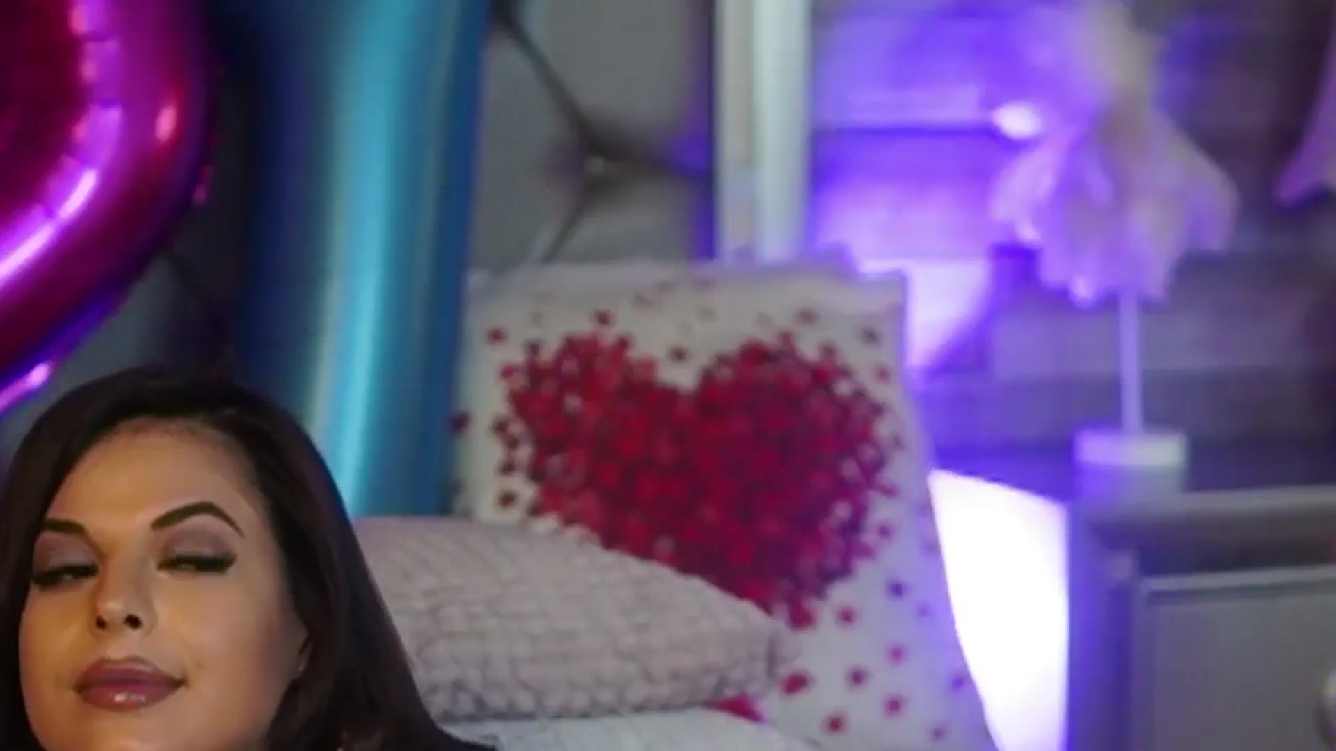 Gallery image thumbnail from KeylaBlair's myfreecams stream on, 02/28/2025, 12:04 image 6 of 20