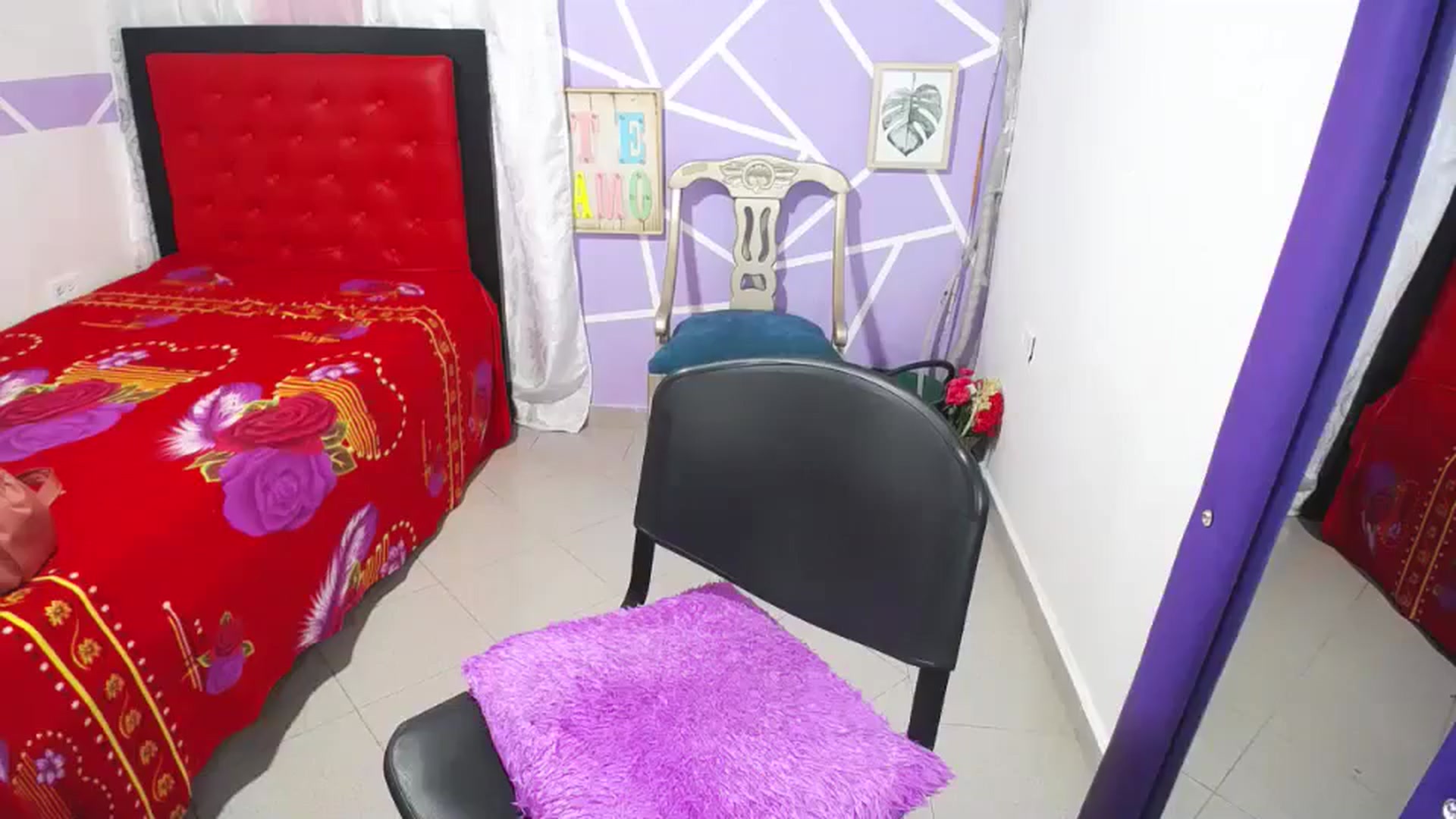 Gallery image thumbnail from Keys_victory's myfreecams stream on, 08/05/2024, 16:58 image 7 of 20