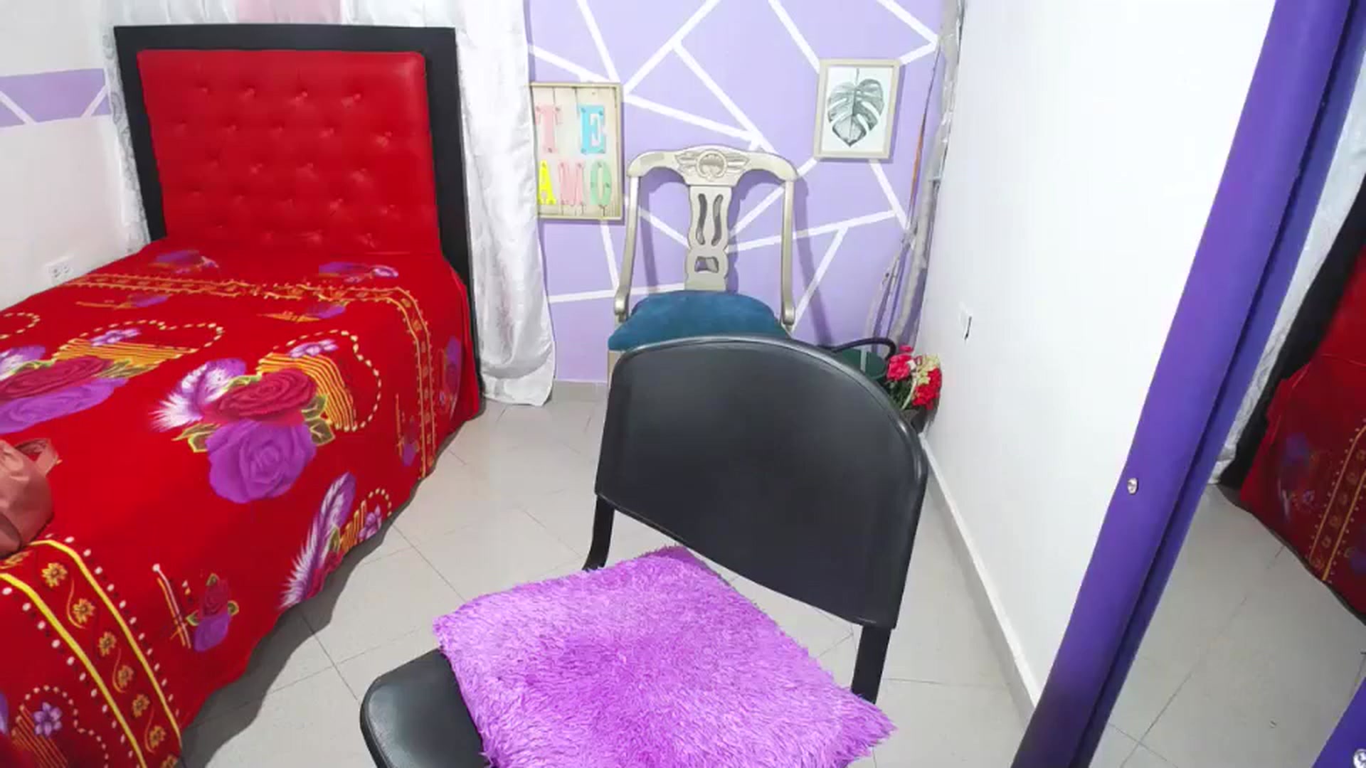 Gallery image thumbnail from Keys_victory's myfreecams stream on, 08/05/2024, 16:58 image 6 of 20