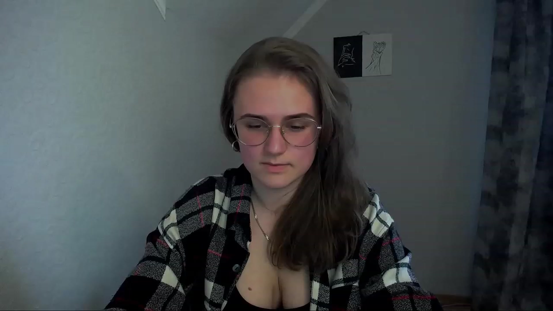 Gallery image thumbnail from Keysi_mil's myfreecams stream on, 04/23/2023, 11:35 image 11 of 20