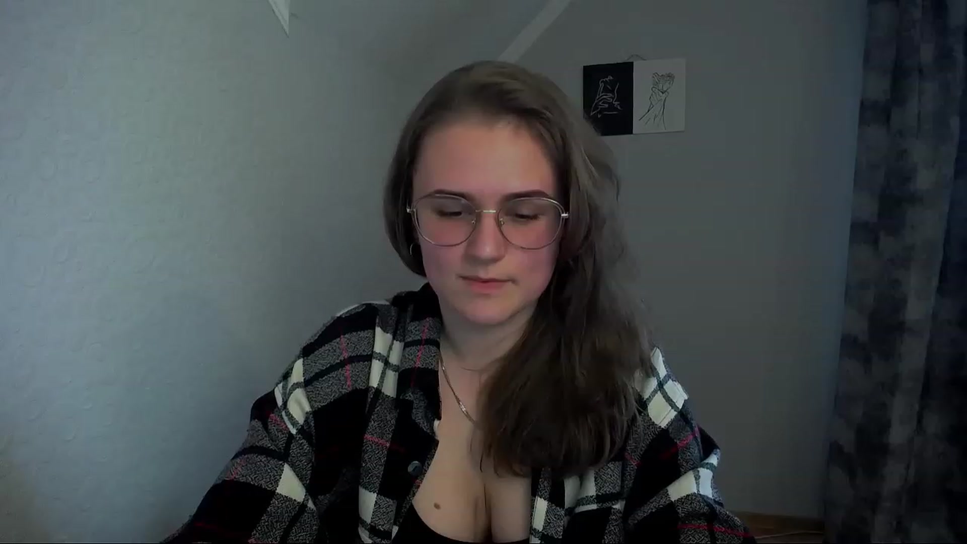 Gallery image thumbnail from Keysi_mil's myfreecams stream on, 04/23/2023, 11:35 image 12 of 20