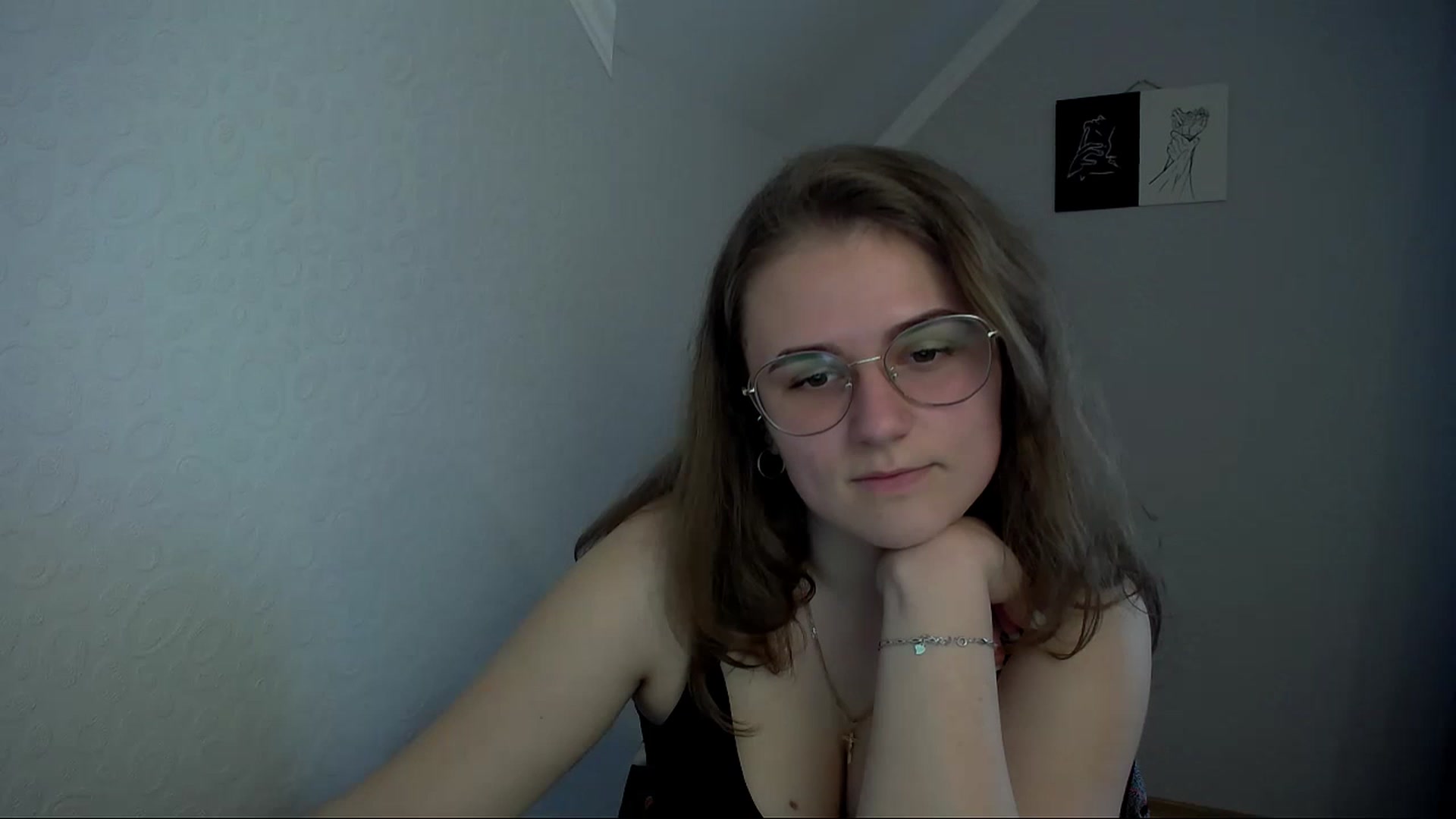 Gallery image thumbnail from Keysi_mil's myfreecams stream on, 04/23/2023, 12:47 image 6 of 20
