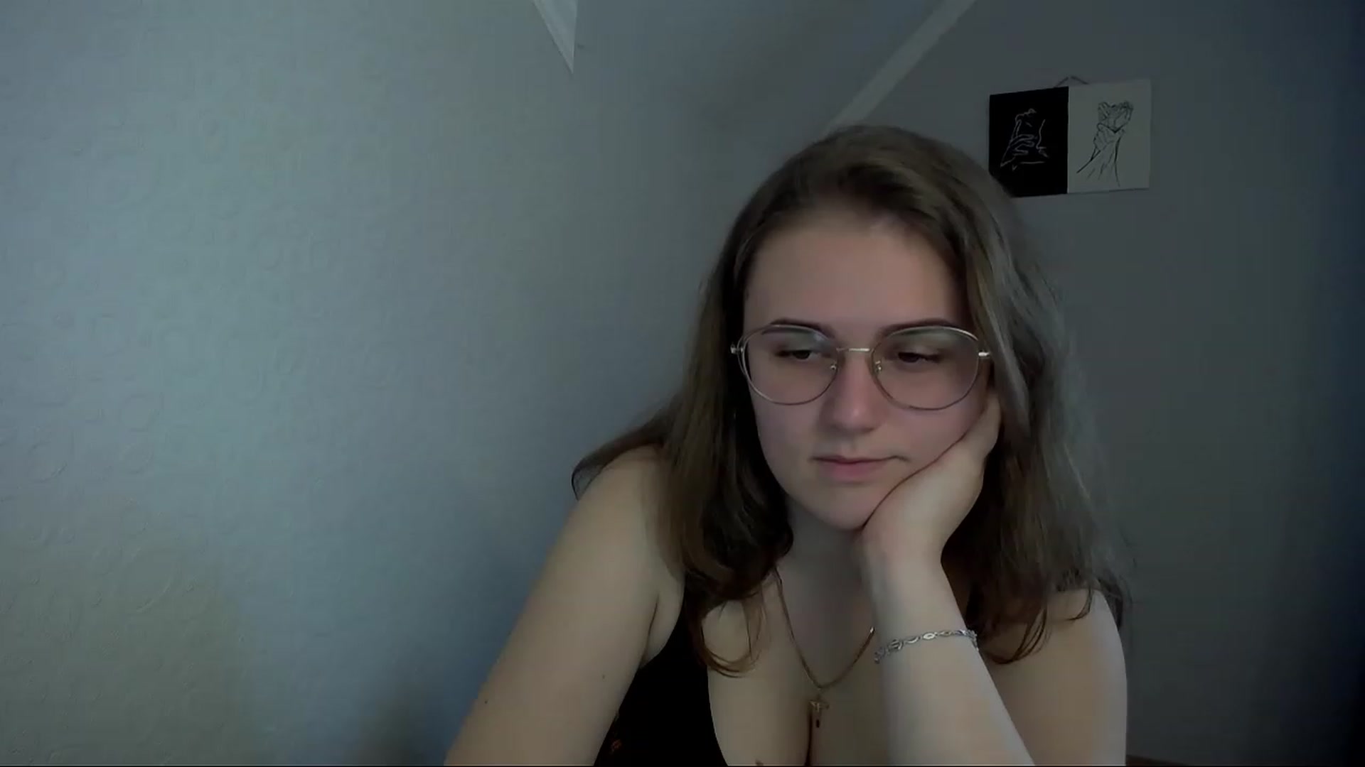 Gallery image thumbnail from Keysi_mil's myfreecams stream on, 04/23/2023, 12:47 image 7 of 20