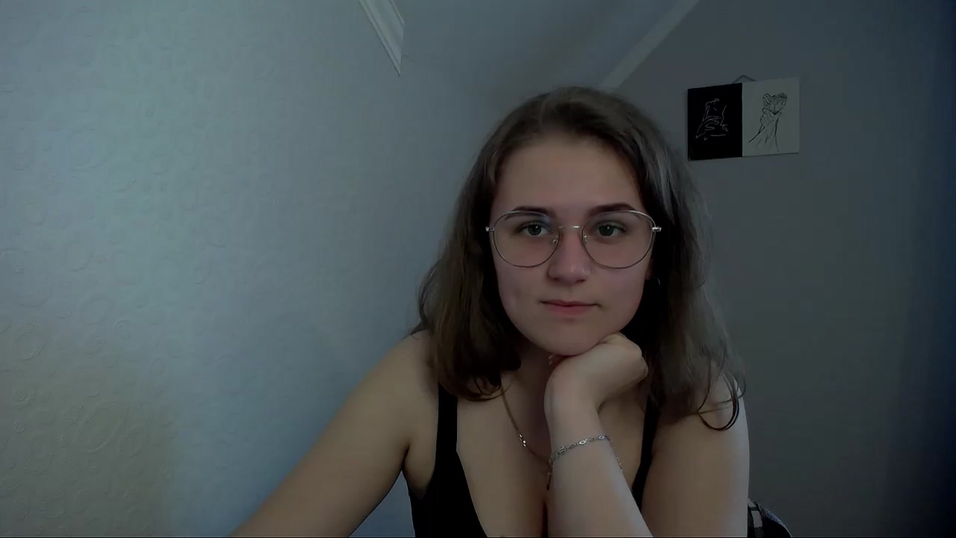 Gallery image thumbnail from Keysi_mil's myfreecams stream on, 04/23/2023, 13:18 image 5 of 20