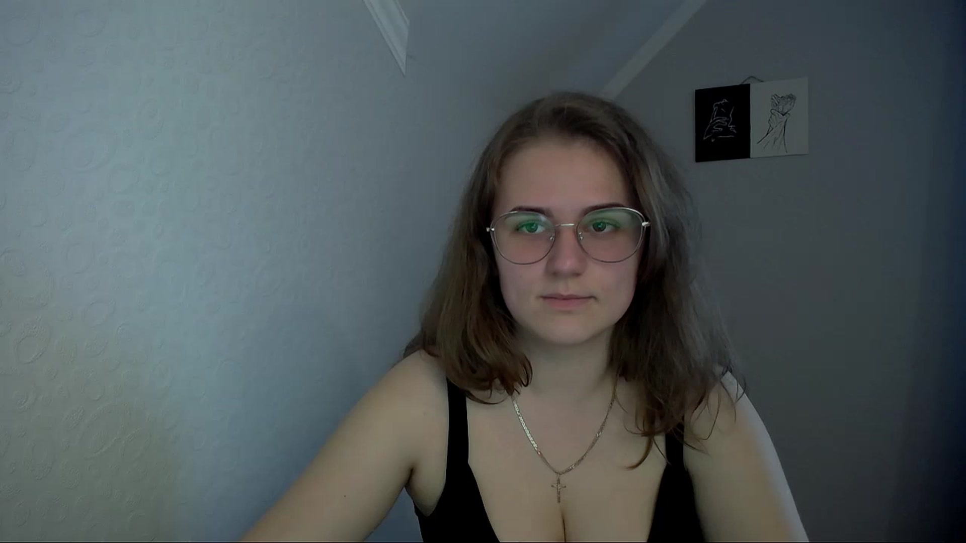 Gallery image thumbnail from Keysi_mil's myfreecams stream on, 04/23/2023, 13:18 image 15 of 20