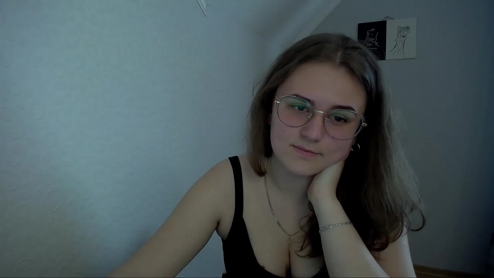 Gallery image thumbnail from Keysi_mil's myfreecams stream on, 04/23/2023, 14:21 image 3 of 20
