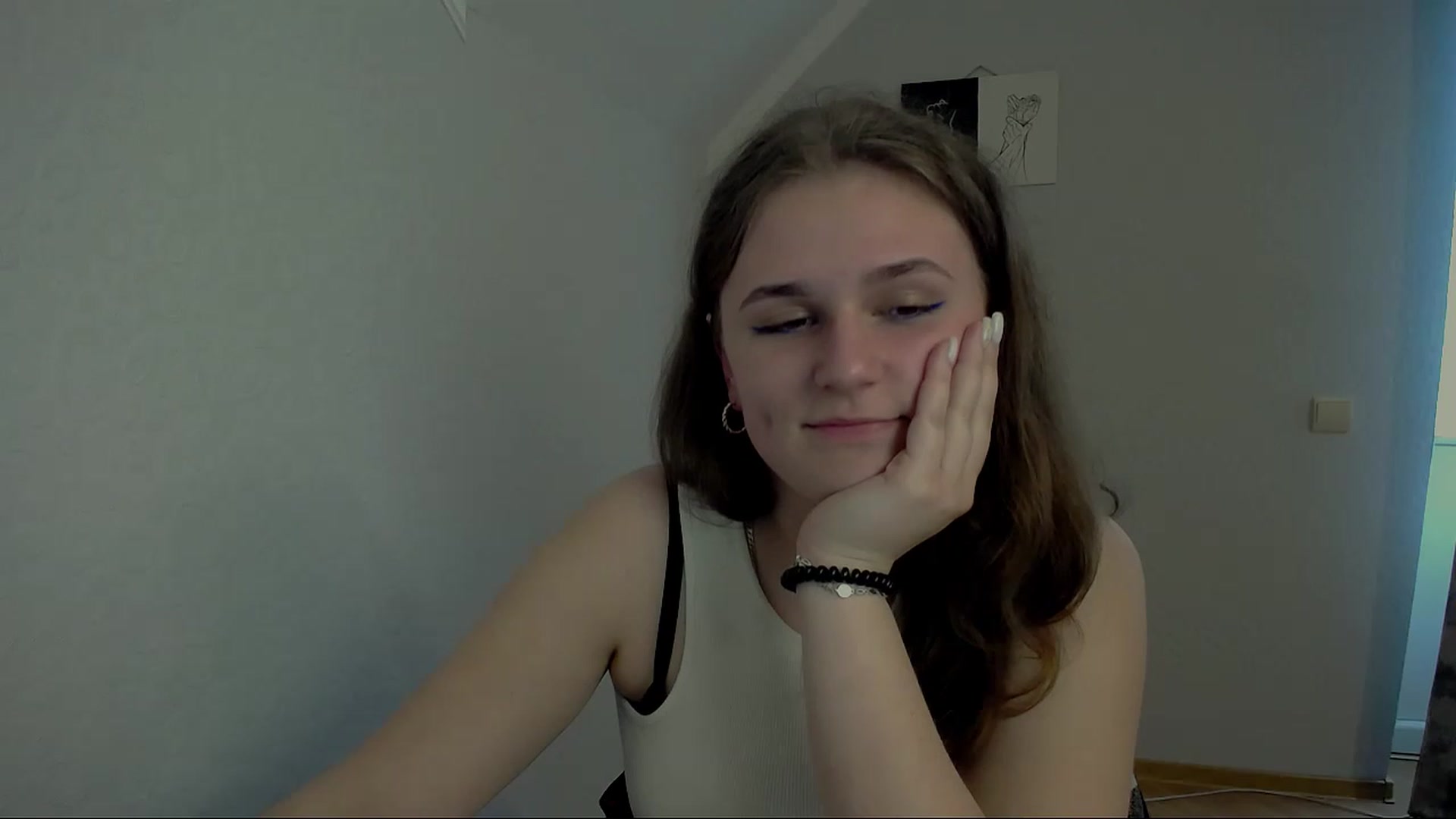 Gallery image thumbnail from Keysi_mil's myfreecams stream on, 04/28/2023, 14:49 image 14 of 20