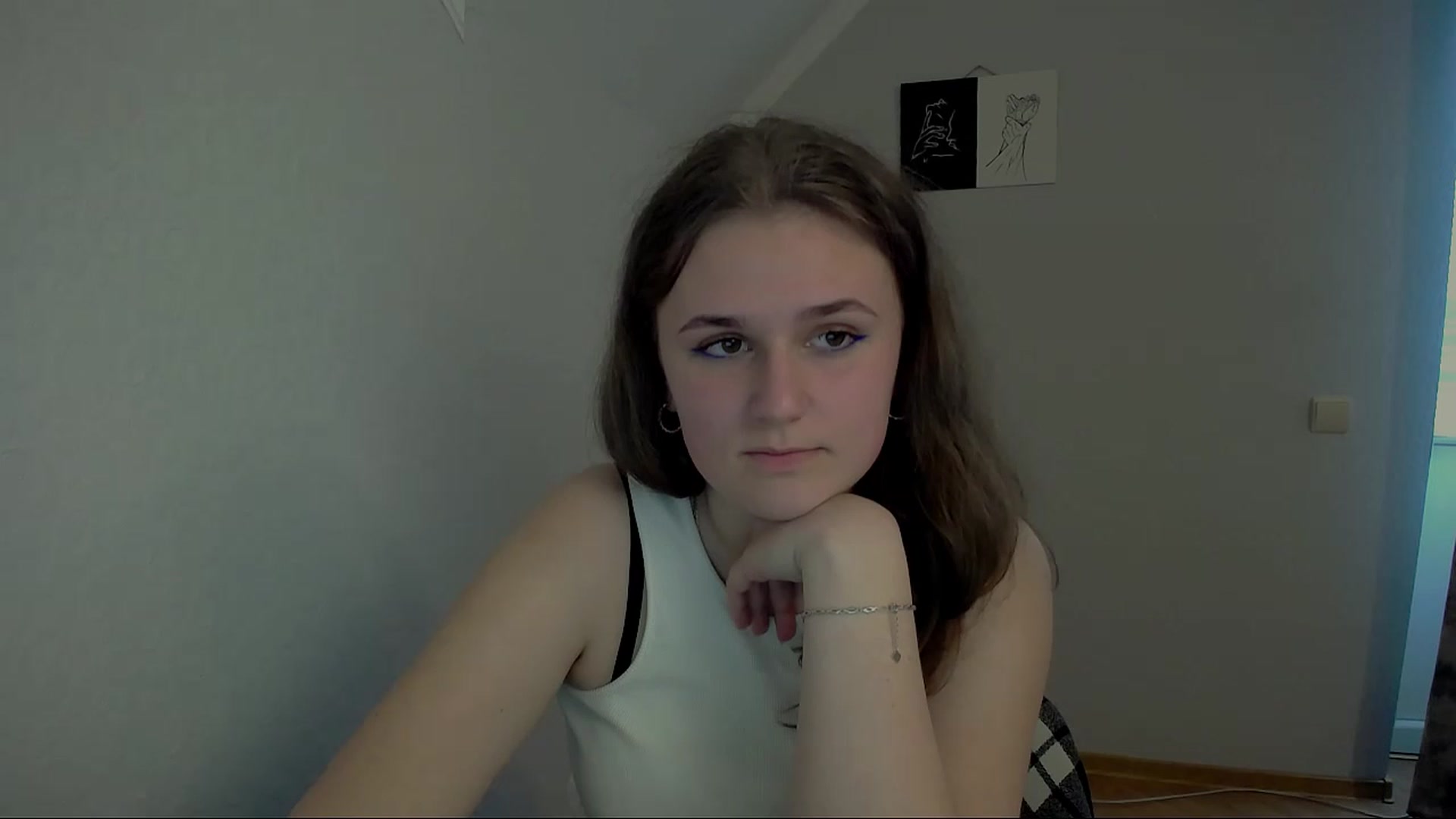 Gallery image thumbnail from Keysi_mil's myfreecams stream on, 04/28/2023, 15:44 image 4 of 20