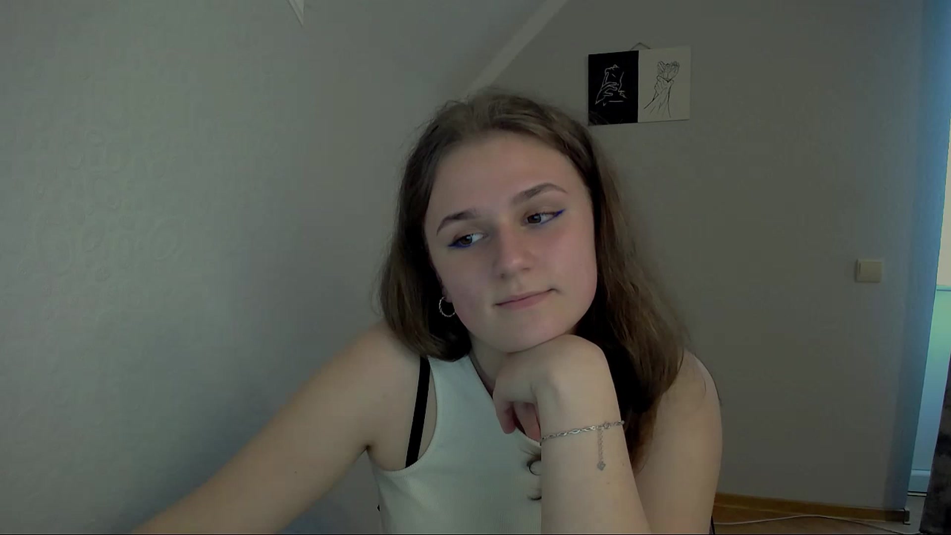 Gallery image thumbnail from Keysi_mil's myfreecams stream on, 04/28/2023, 15:44 image 8 of 20