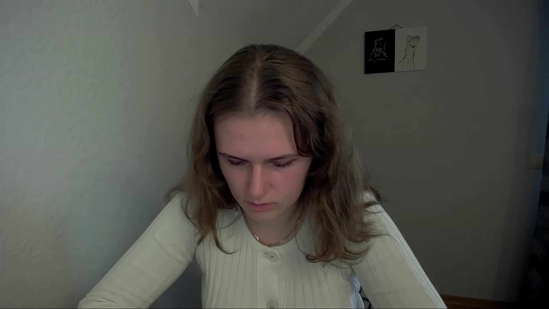 Gallery image thumbnail from Keysi_mil's myfreecams stream on, 05/03/2023, 08:33 image 6 of 20